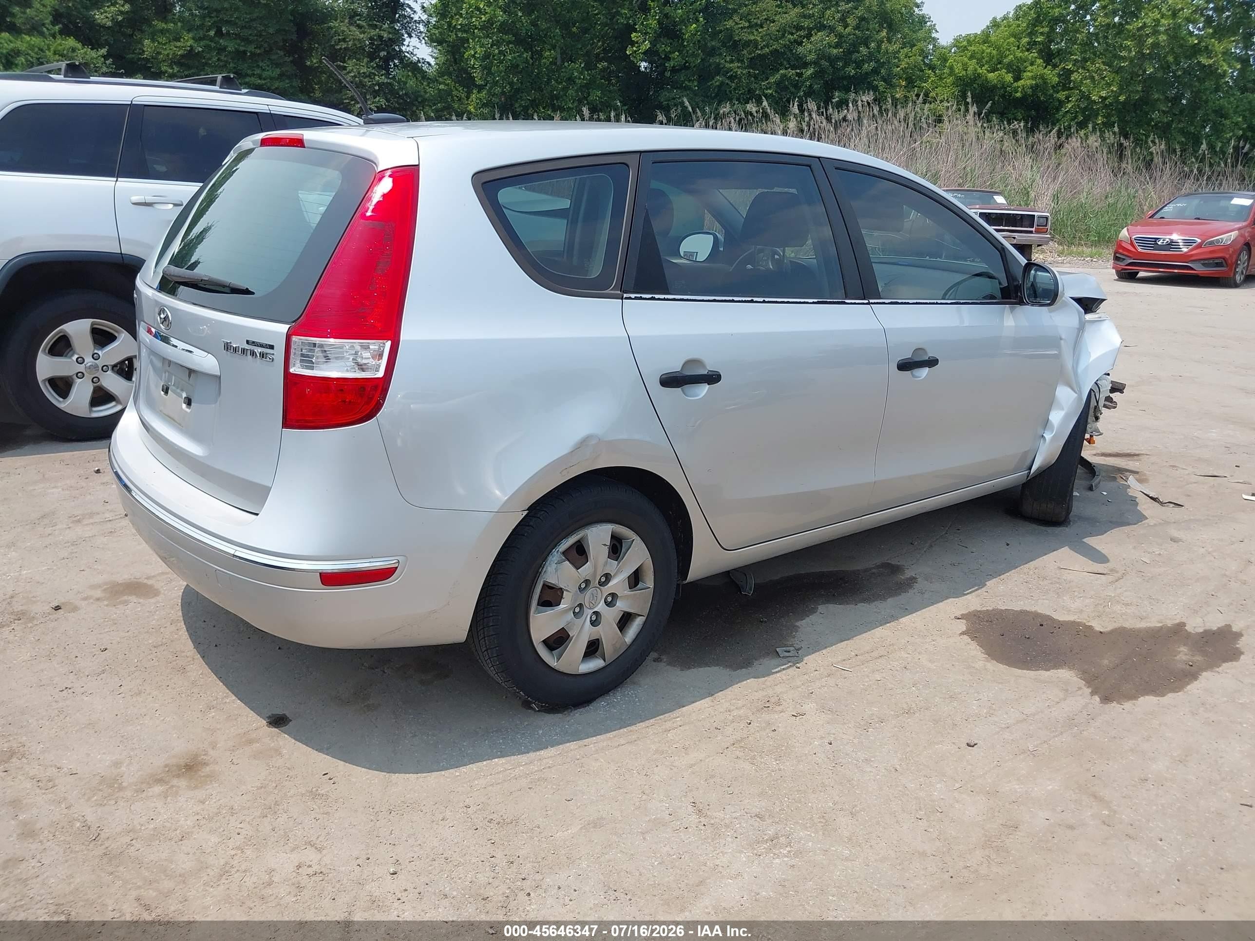 2010 Hyundai Elantra Touring Gls Silver vin: KMHDB8AEXAU054187