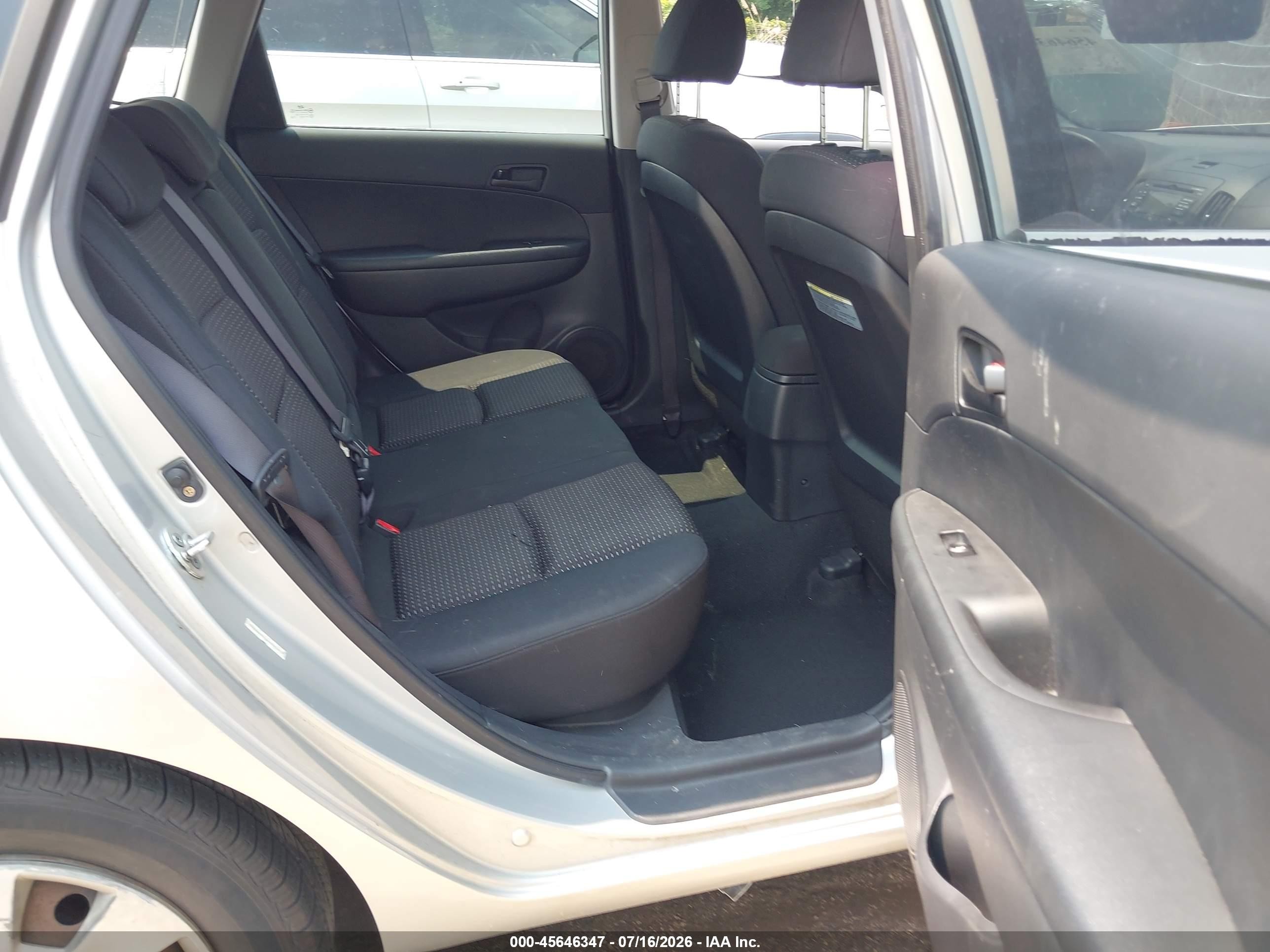 2010 Hyundai Elantra Touring Gls Silver vin: KMHDB8AEXAU054187