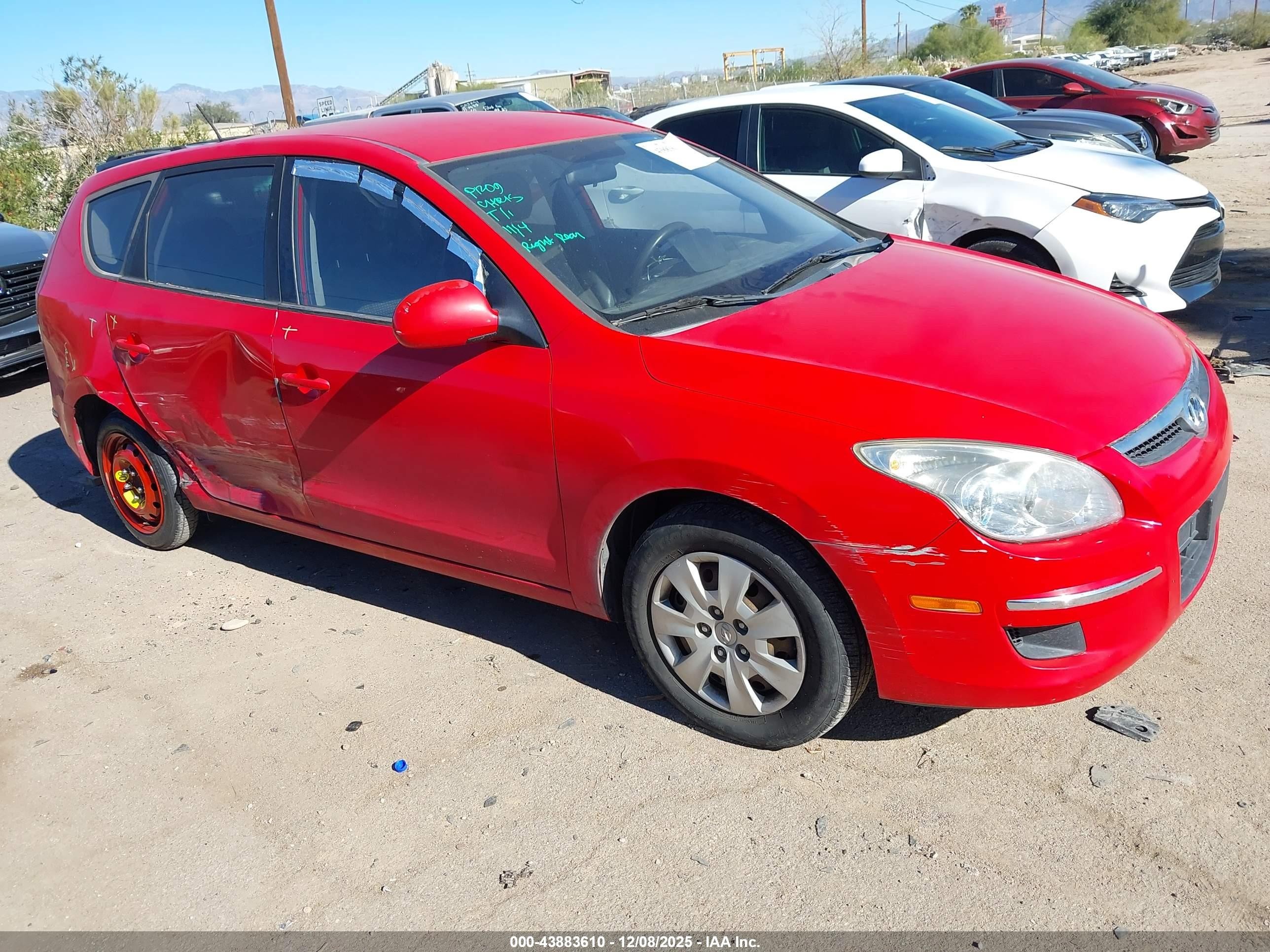 2011 Hyundai Elantra Touring Gls Red vin: KMHDB8AEXBU091015