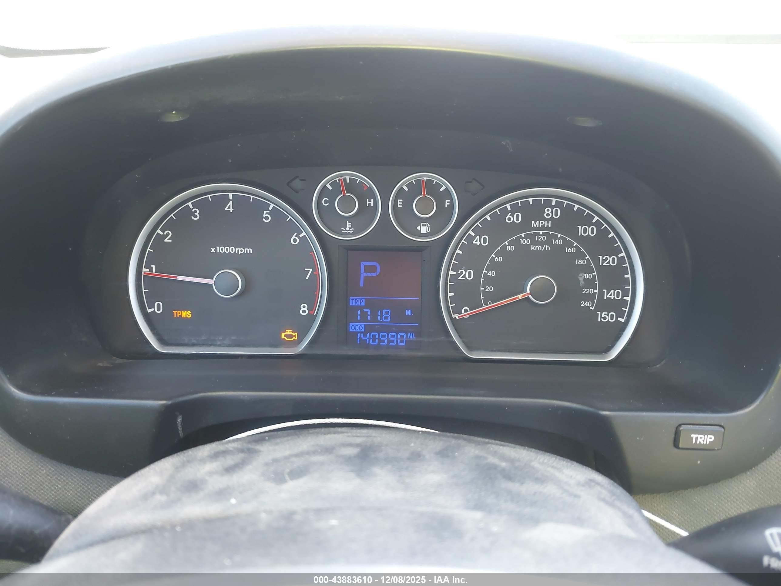 2011 Hyundai Elantra Touring Gls Red vin: KMHDB8AEXBU091015