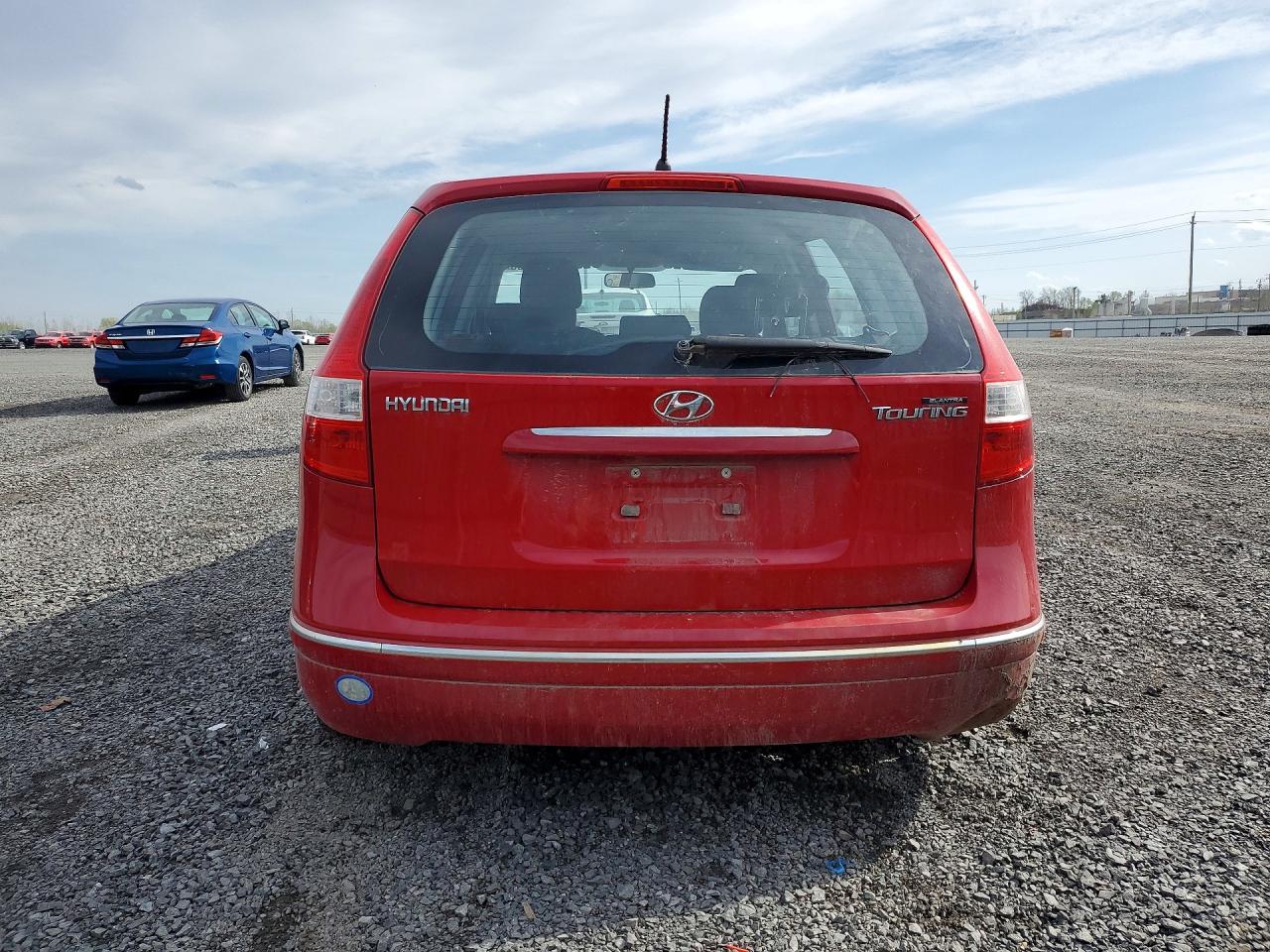 2012 Hyundai Elantra Touring Gls Red vin: KMHDB8AEXCU154017