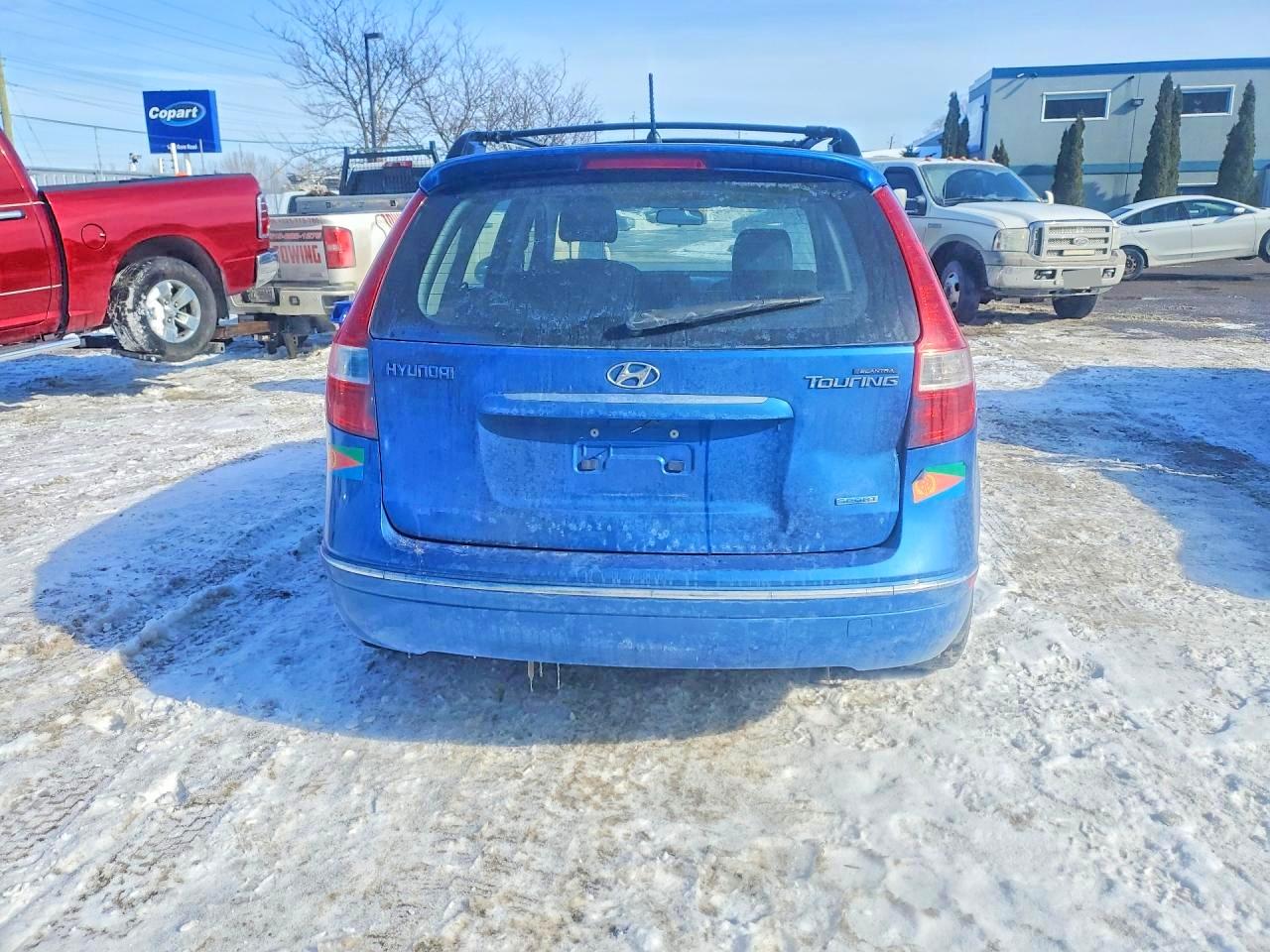 2009 Hyundai Elantra Touring Blue vin: KMHDC85EX9U032743