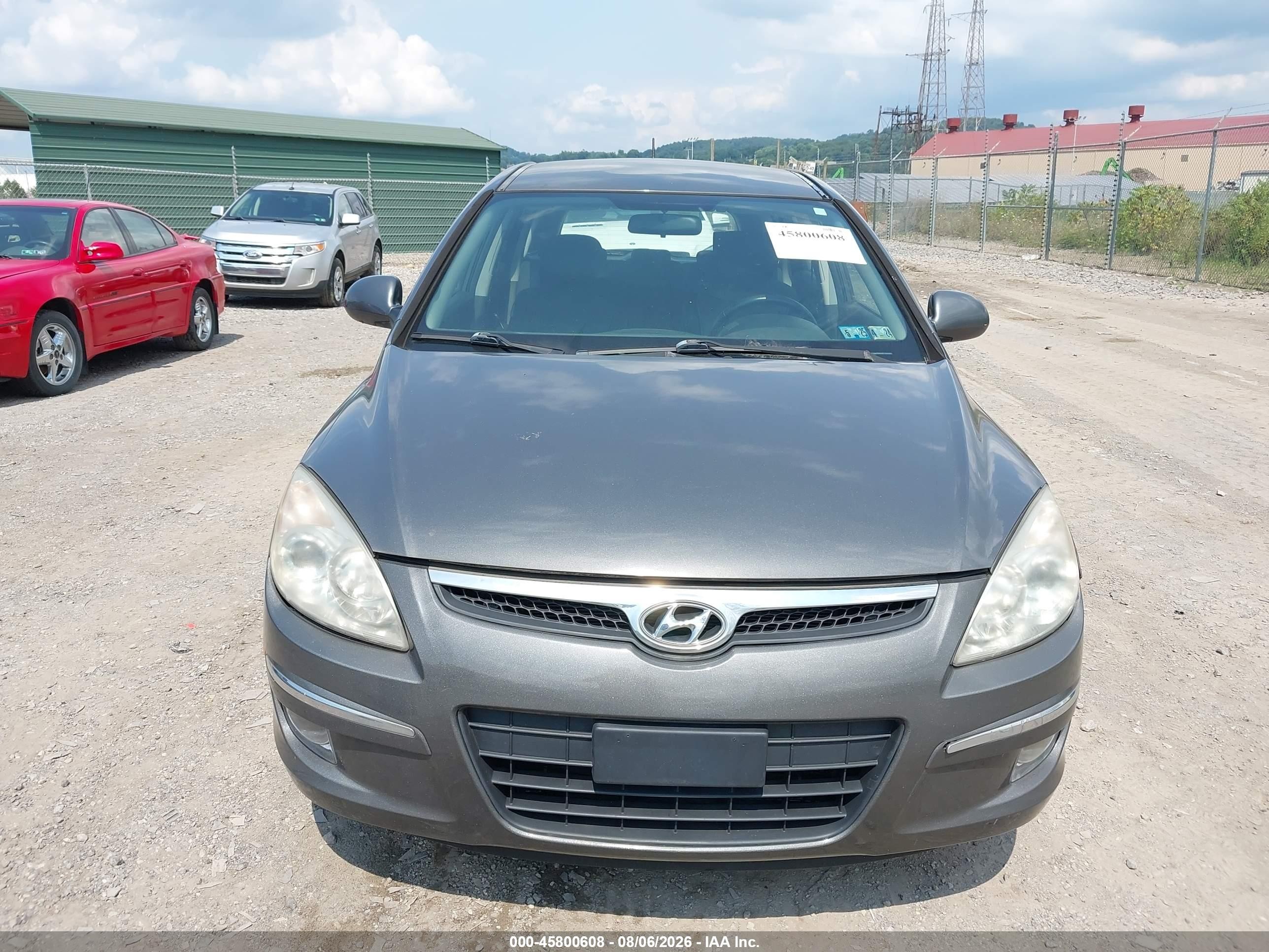 2009 Hyundai Elantra Touring   Gray vin: KMHDC86E19U038994