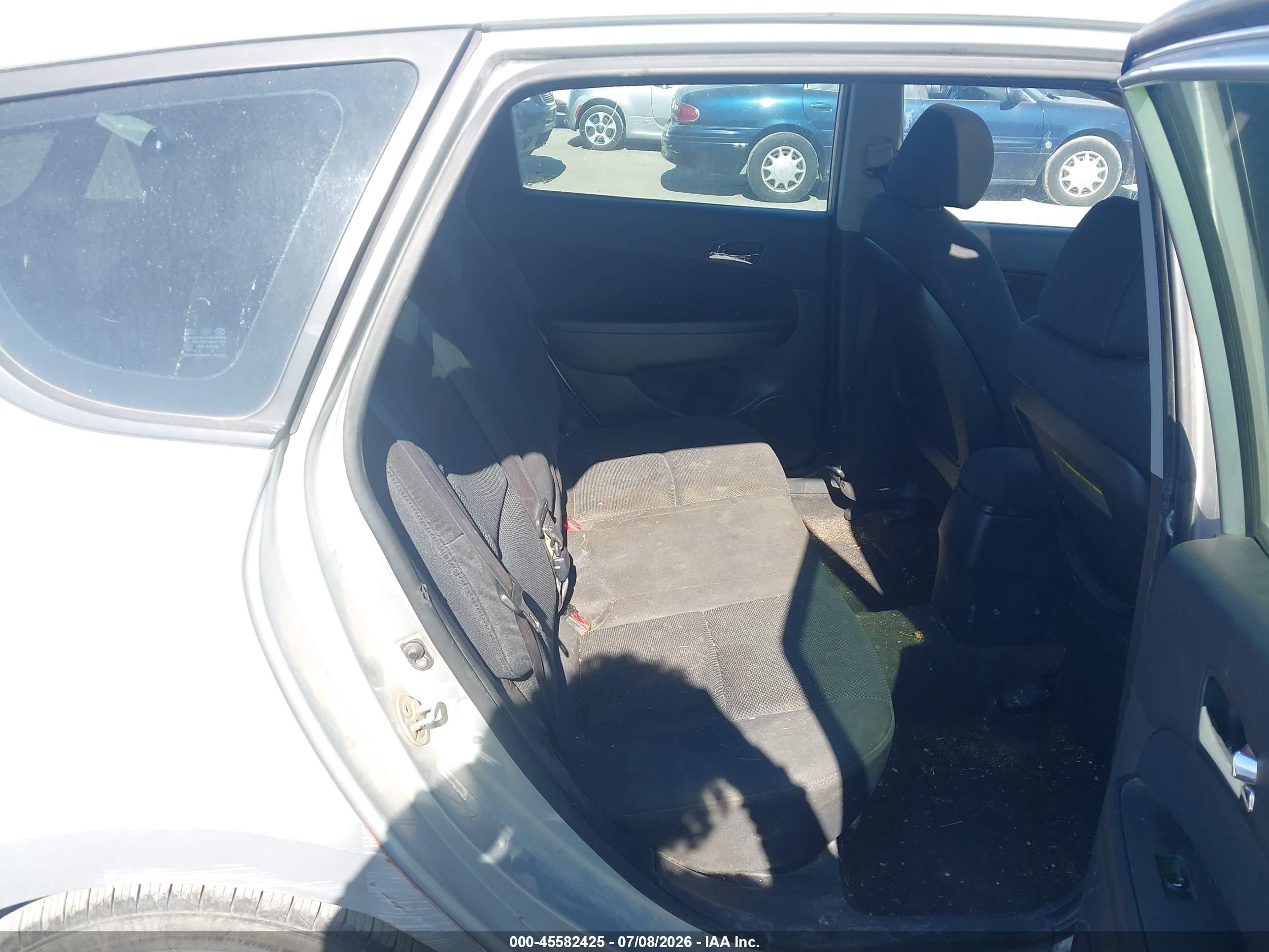 2009 Hyundai Elantra Touring   Серебряный vin: KMHDC86E29U026949