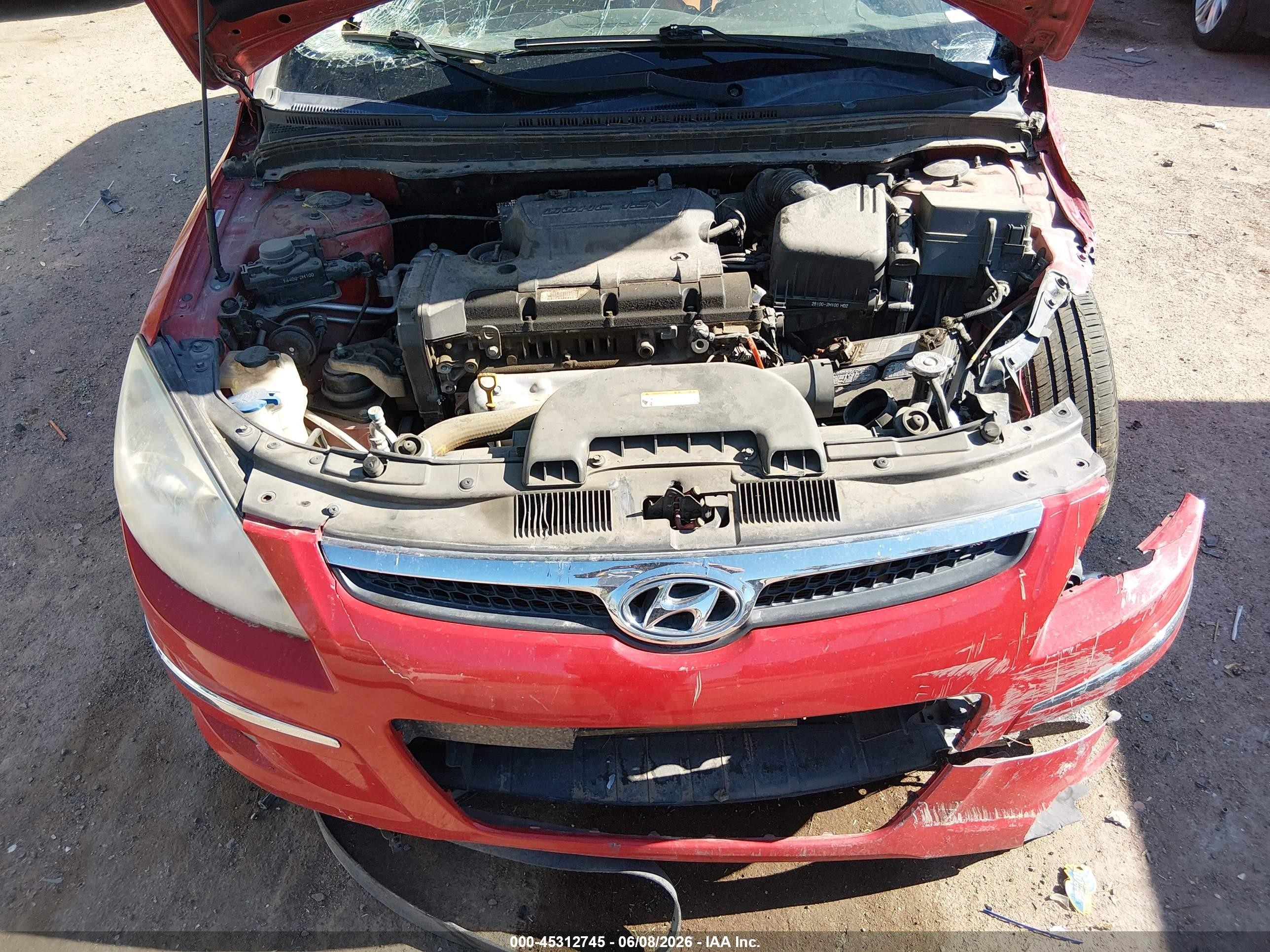 2009 Hyundai Elantra Touring   Красный vin: KMHDC86E29U033352
