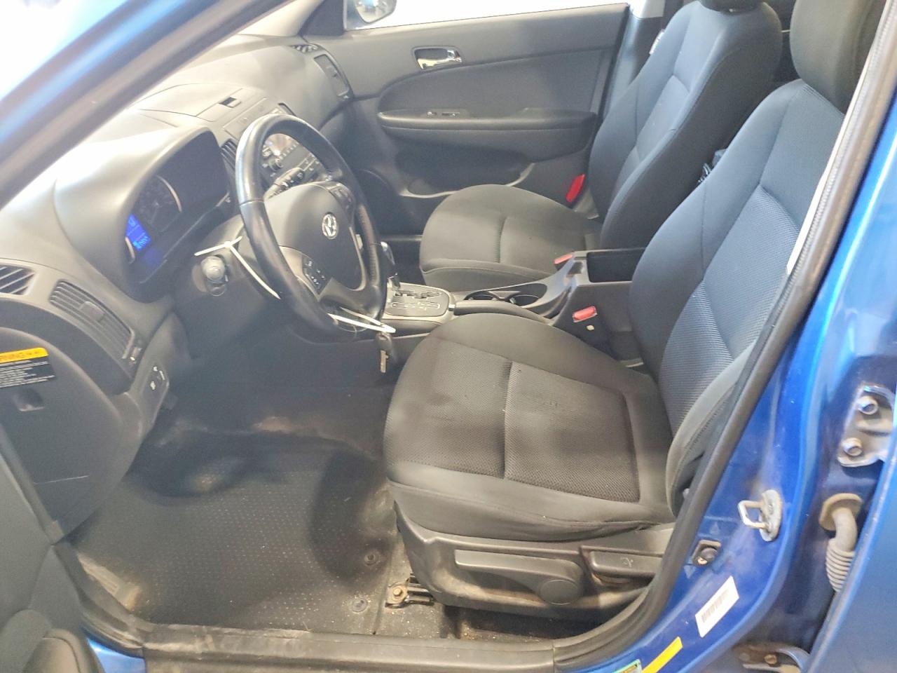 2009 Hyundai Elantra Blue vin: KMHDC86E49U038522