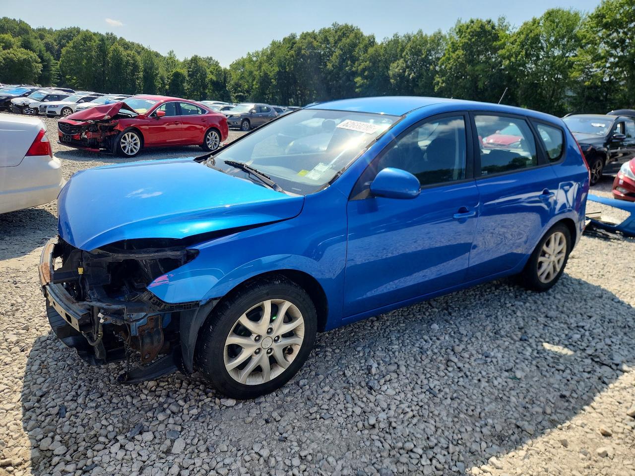 2009 Hyundai Elantra Touring Blue vin: KMHDC86E79U038143