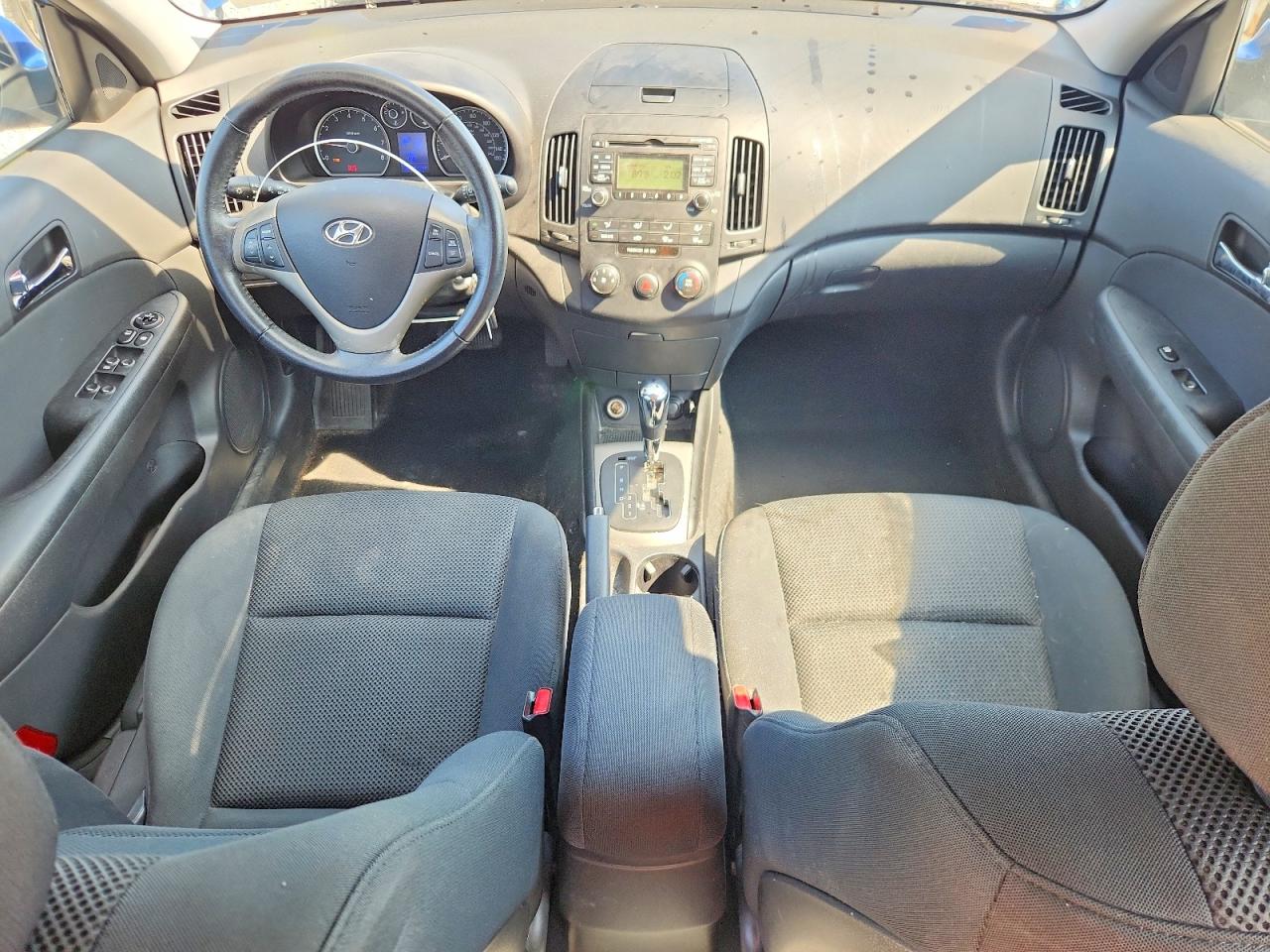 2009 Hyundai Elantra Touring Blue vin: KMHDC86E79U038143