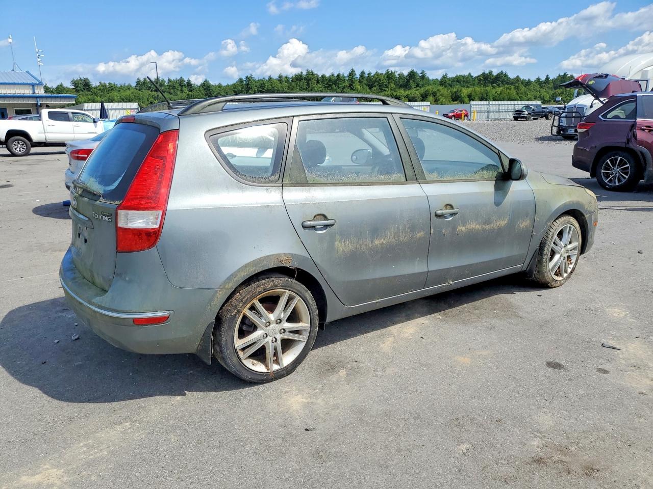 2010 Hyundai Elantra Touring Se Серый vin: KMHDC8AE0AU057841