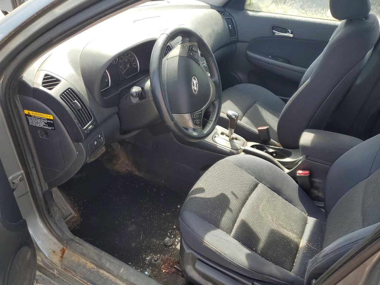 2010 Hyundai Elantra Touring Se Серый vin: KMHDC8AE0AU057841