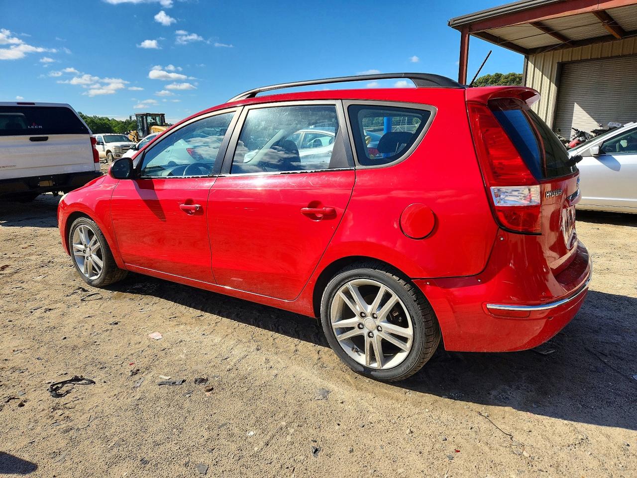 2010 Hyundai Elantra Touring Se Red vin: KMHDC8AE0AU058438