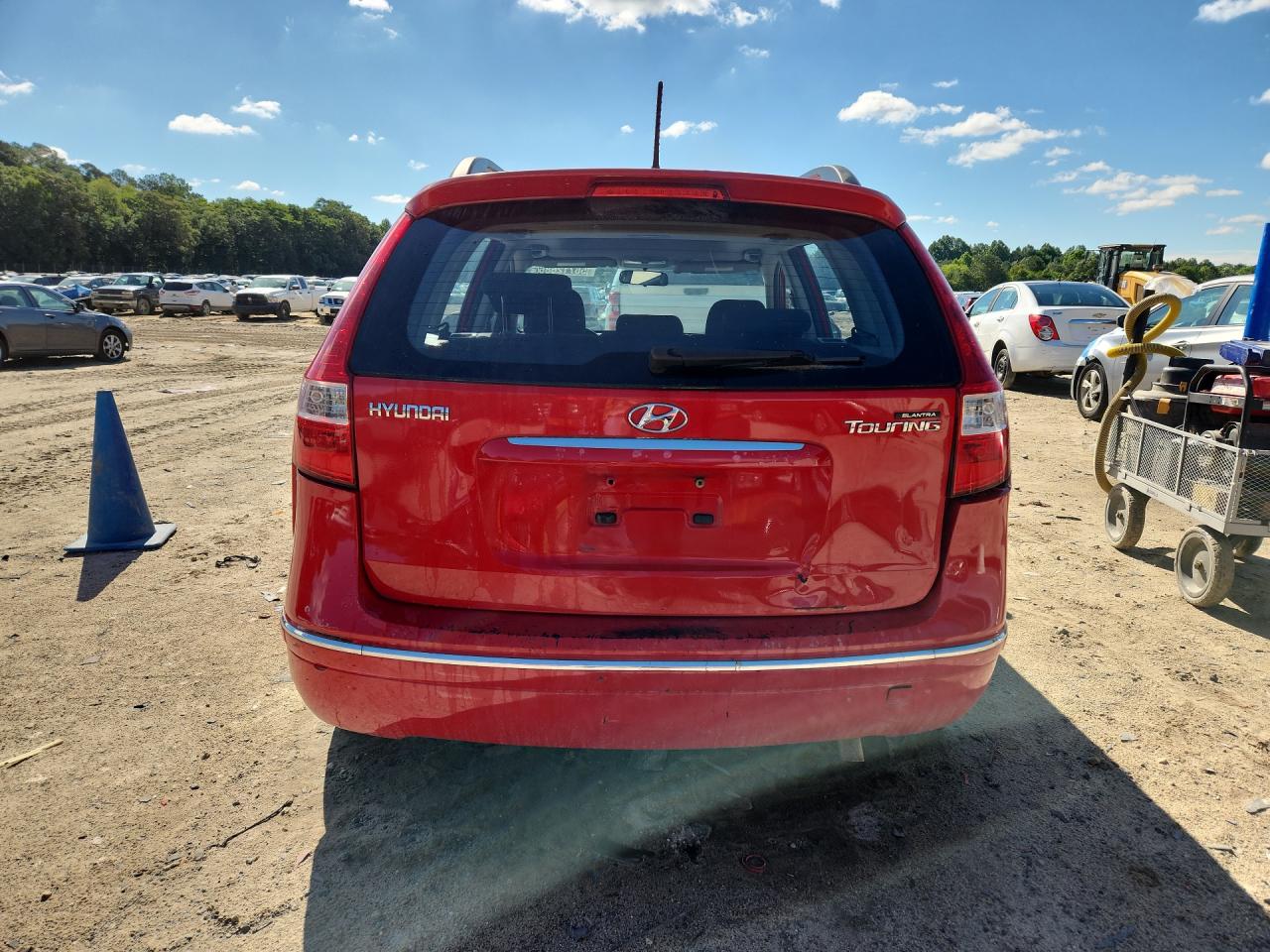 2010 Hyundai Elantra Touring Se Red vin: KMHDC8AE0AU058438 Damage: Lift Gate, Severe Damage, Replacement Required