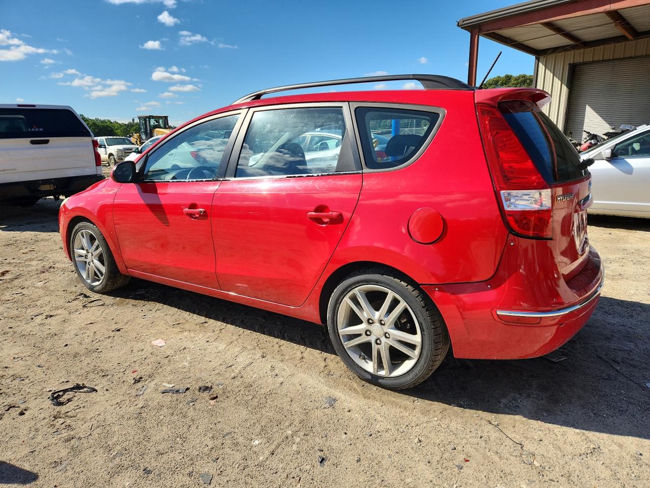 2010 Hyundai Elantra Touring Se Red vin: KMHDC8AE0AU058438 Damage: Left Qtr Panel, Dent(S) W/ Paint Dmg, 3 To 4 Inches