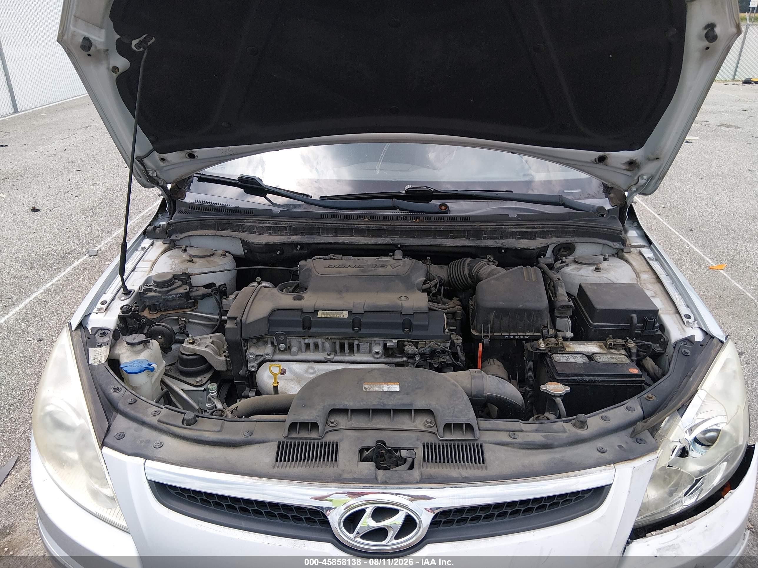 2010 Hyundai Elantra Touring Se Silver vin: KMHDC8AE0AU076891
