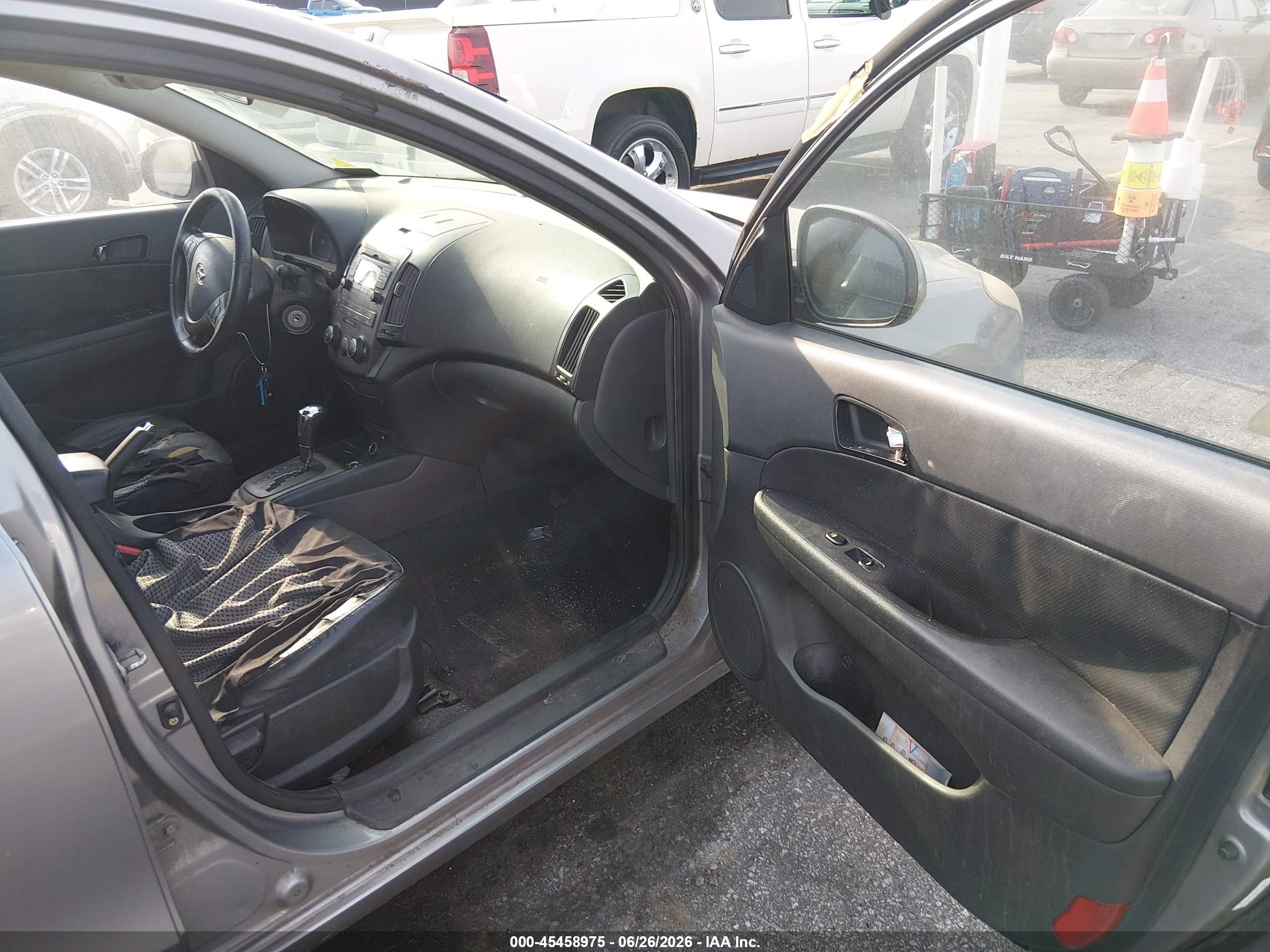 2011 Hyundai Elantra Touring Se Gray vin: KMHDC8AE0BU103847