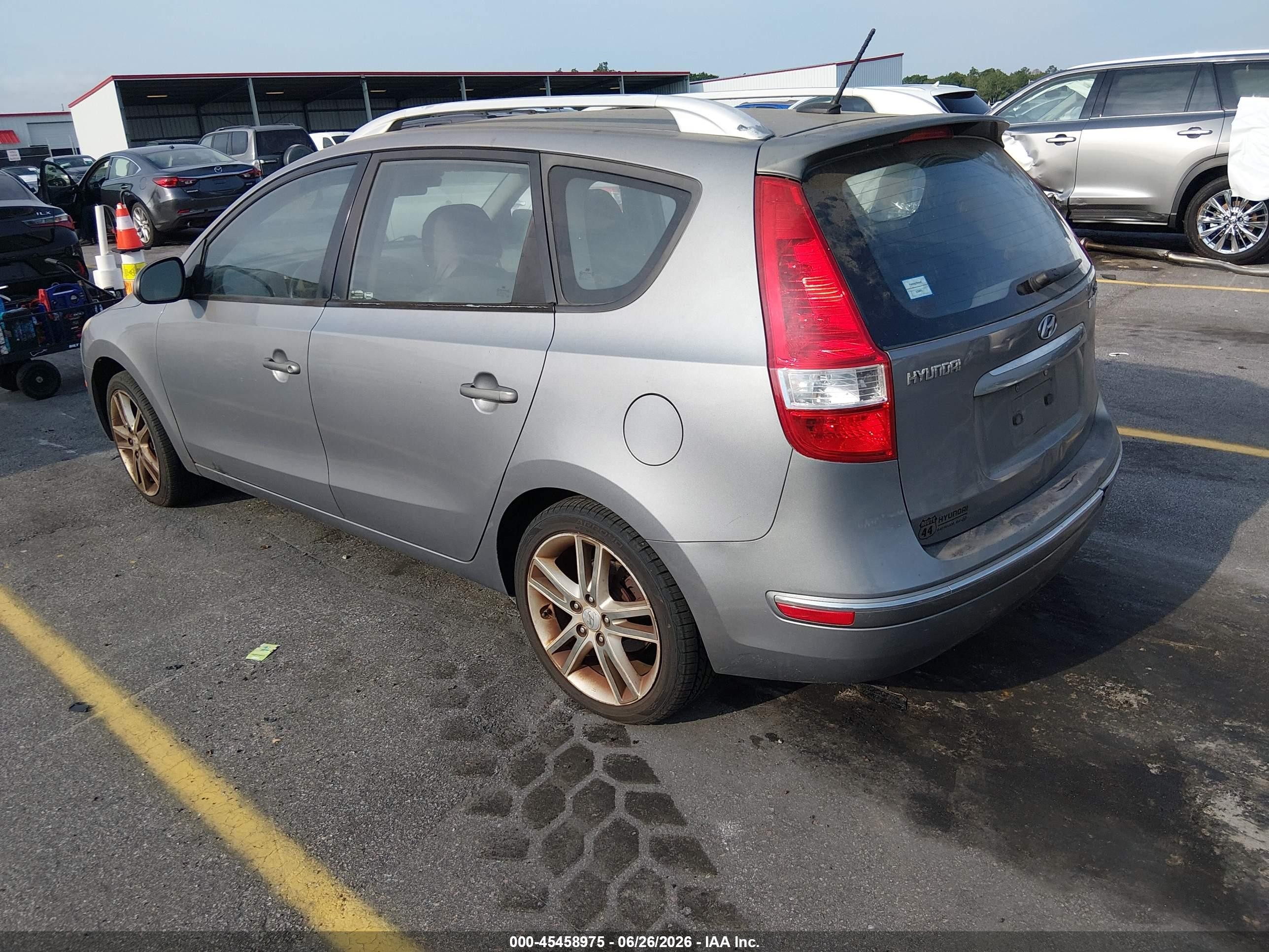 2011 Hyundai Elantra Touring Se Gray vin: KMHDC8AE0BU103847