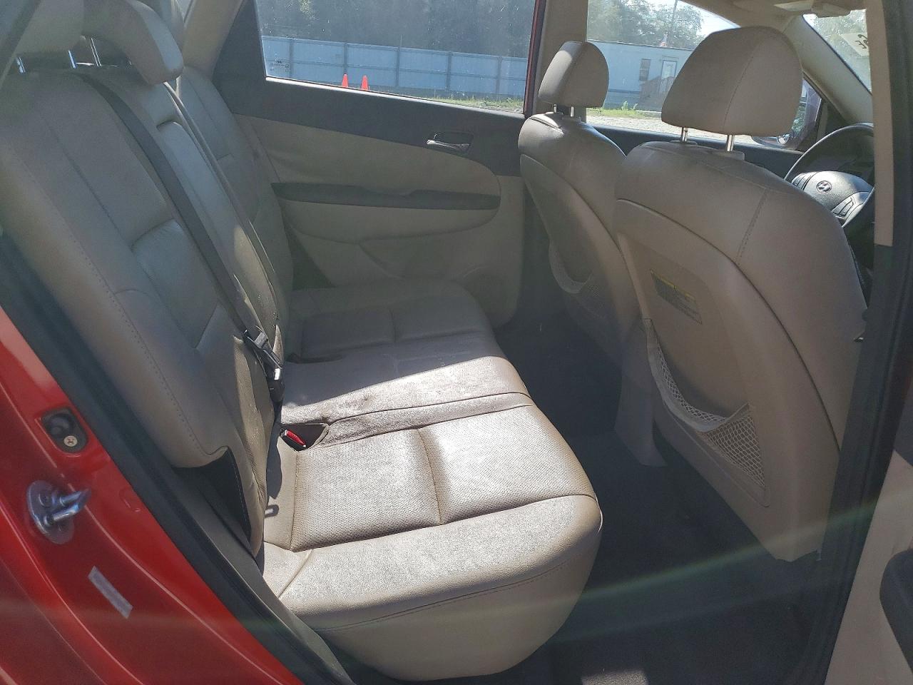 2012 Hyundai Elantra Touring Se Red vin: KMHDC8AE0CU127955