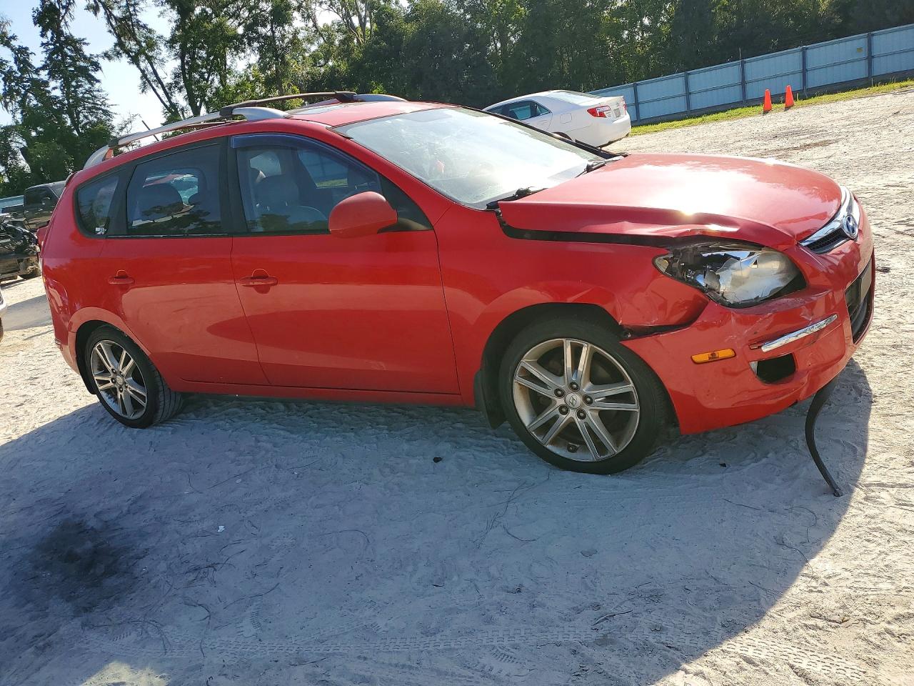 2012 Hyundai Elantra Touring Se Red vin: KMHDC8AE0CU127955