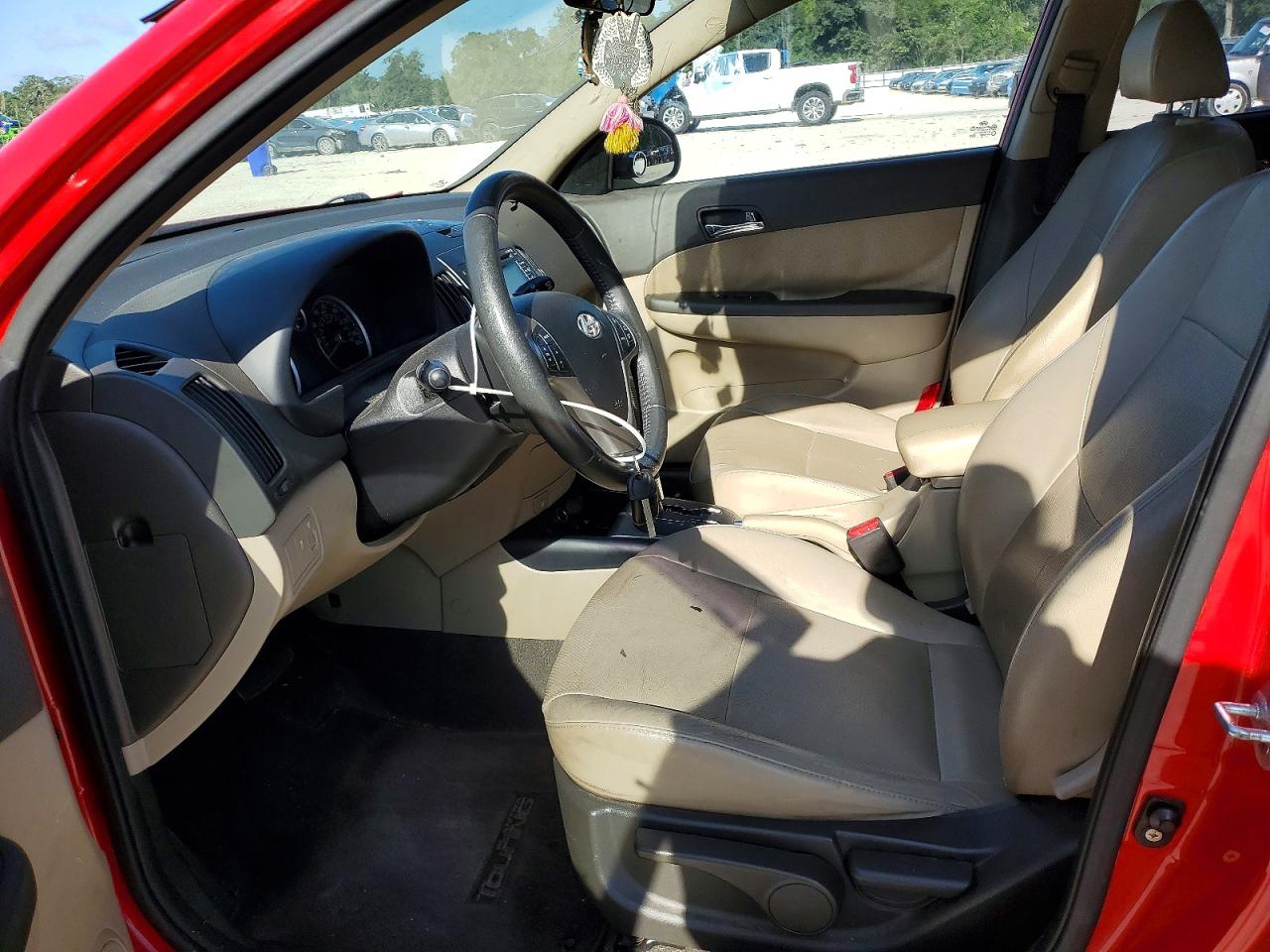 2012 Hyundai Elantra Touring Se Red vin: KMHDC8AE0CU127955