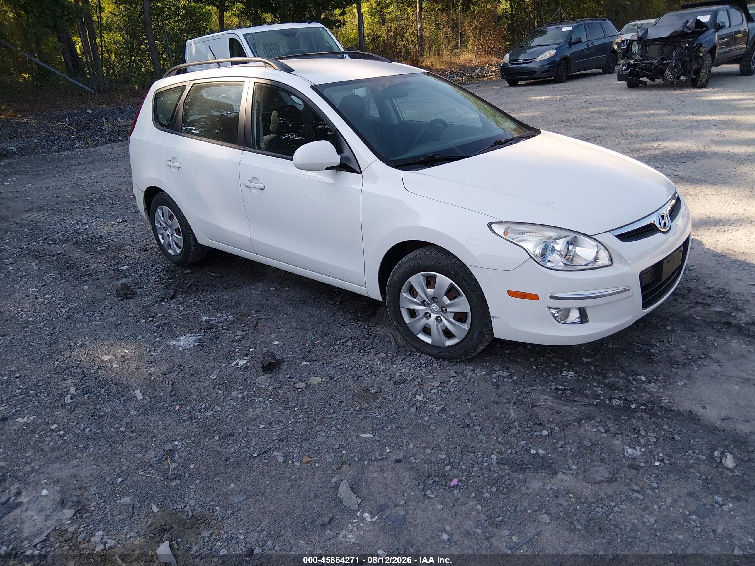 2010 Hyundai Elantra Touring Gls White vin: KMHDC8AE1AU055404