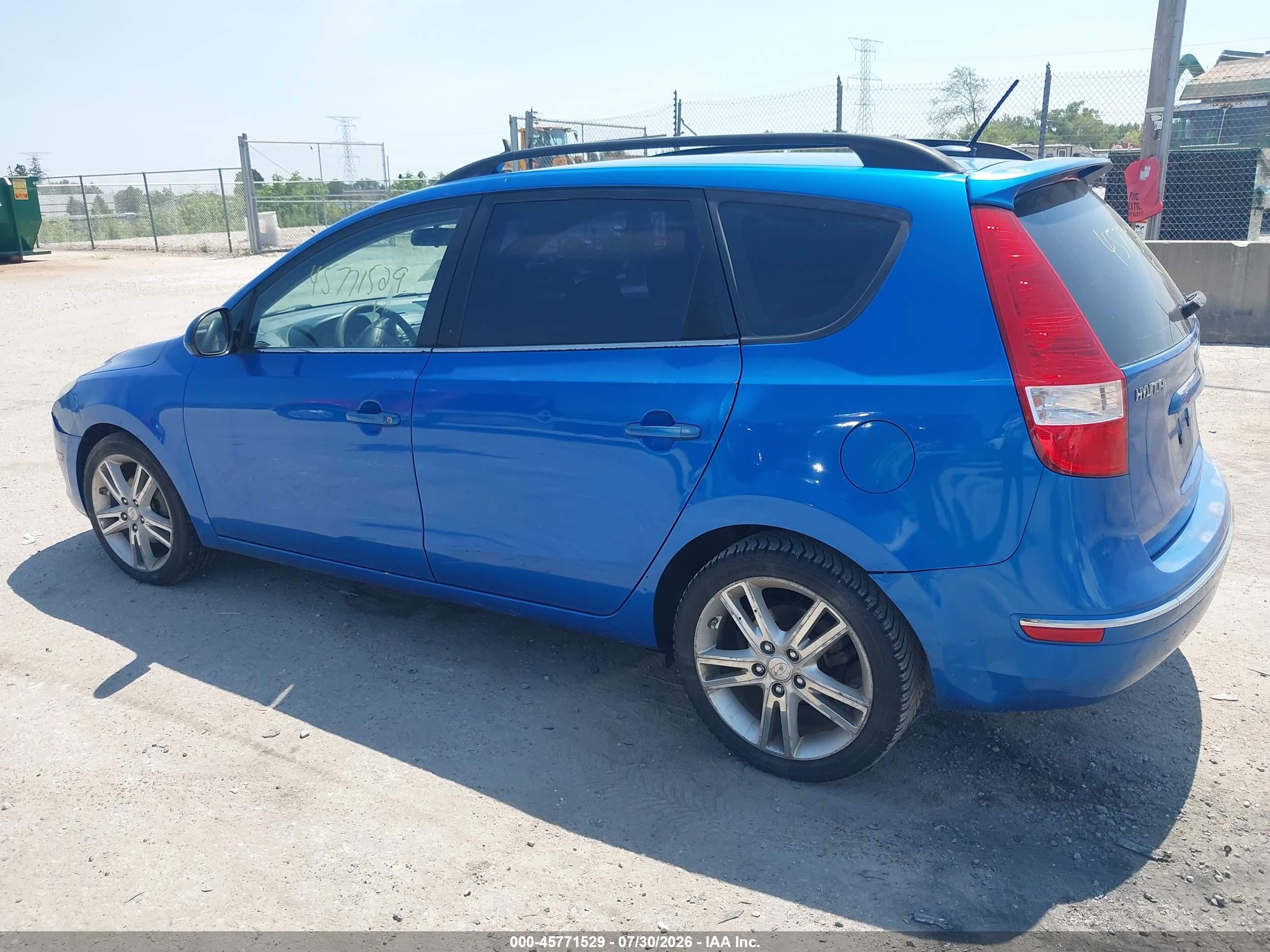 2010 Hyundai Elantra Touring Se Синий vin: KMHDC8AE1AU064572