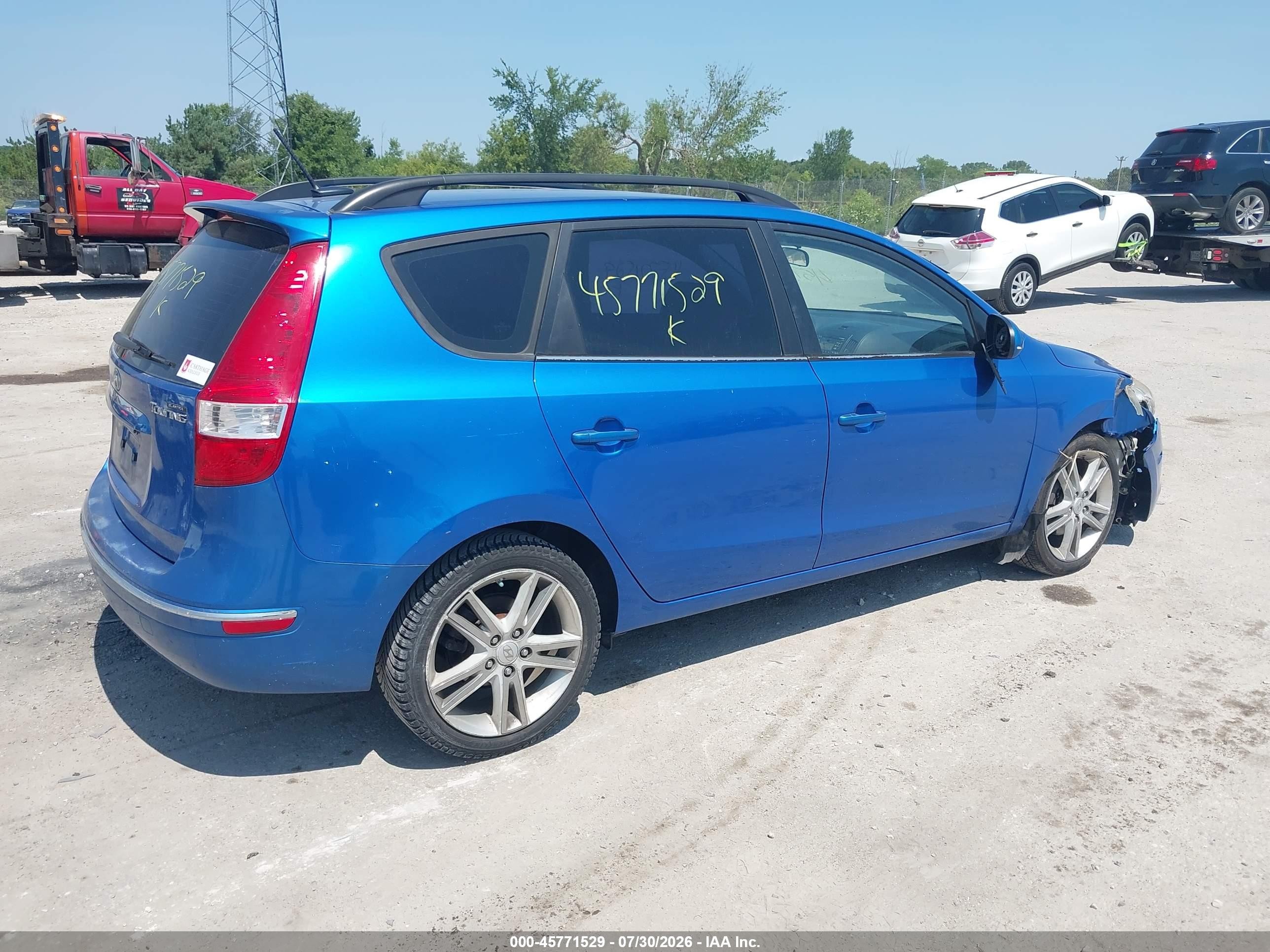 2010 Hyundai Elantra Touring Se Синий vin: KMHDC8AE1AU064572