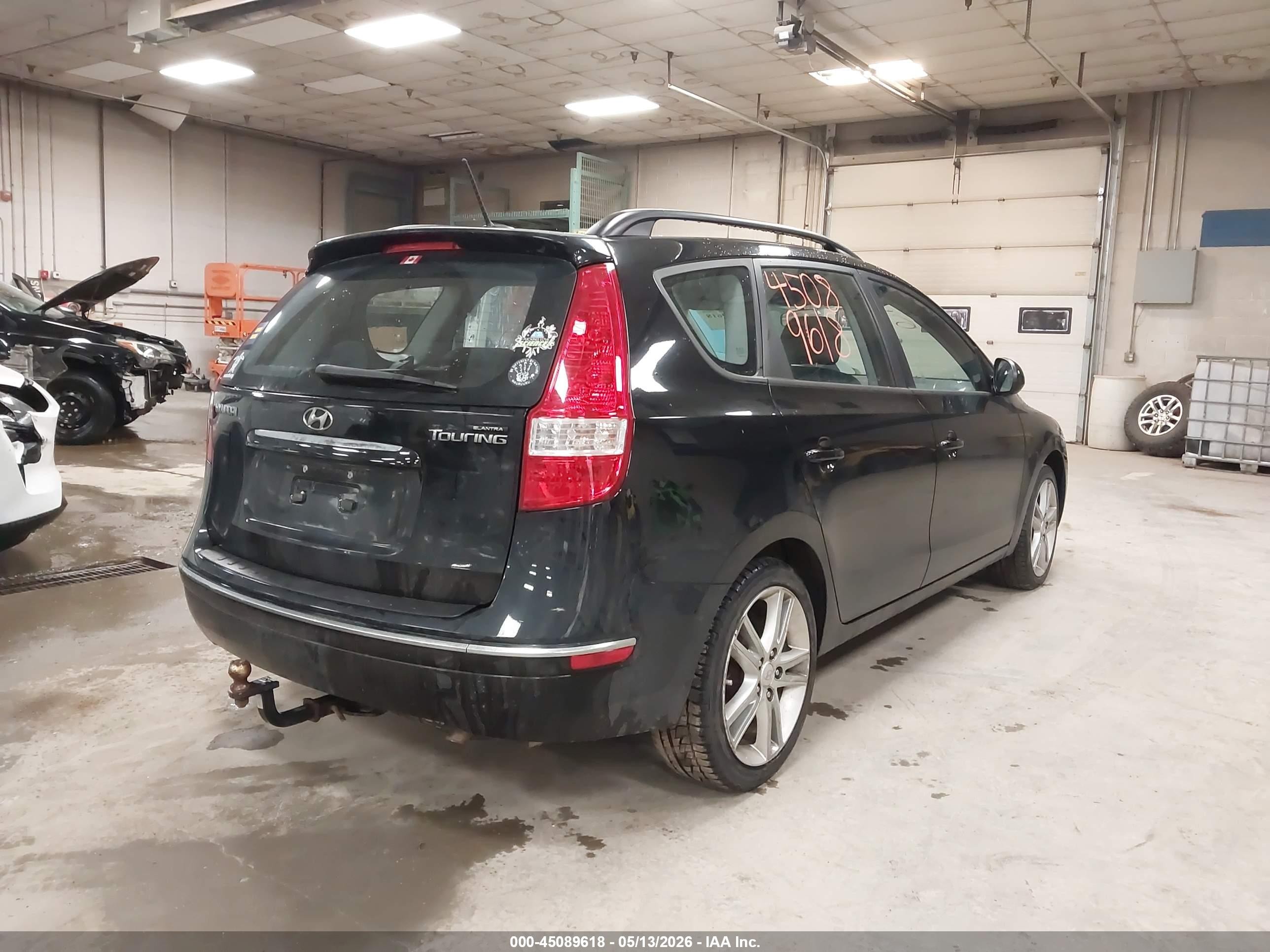 2010 Hyundai Elantra Touring Se Black vin: KMHDC8AE1AU075751