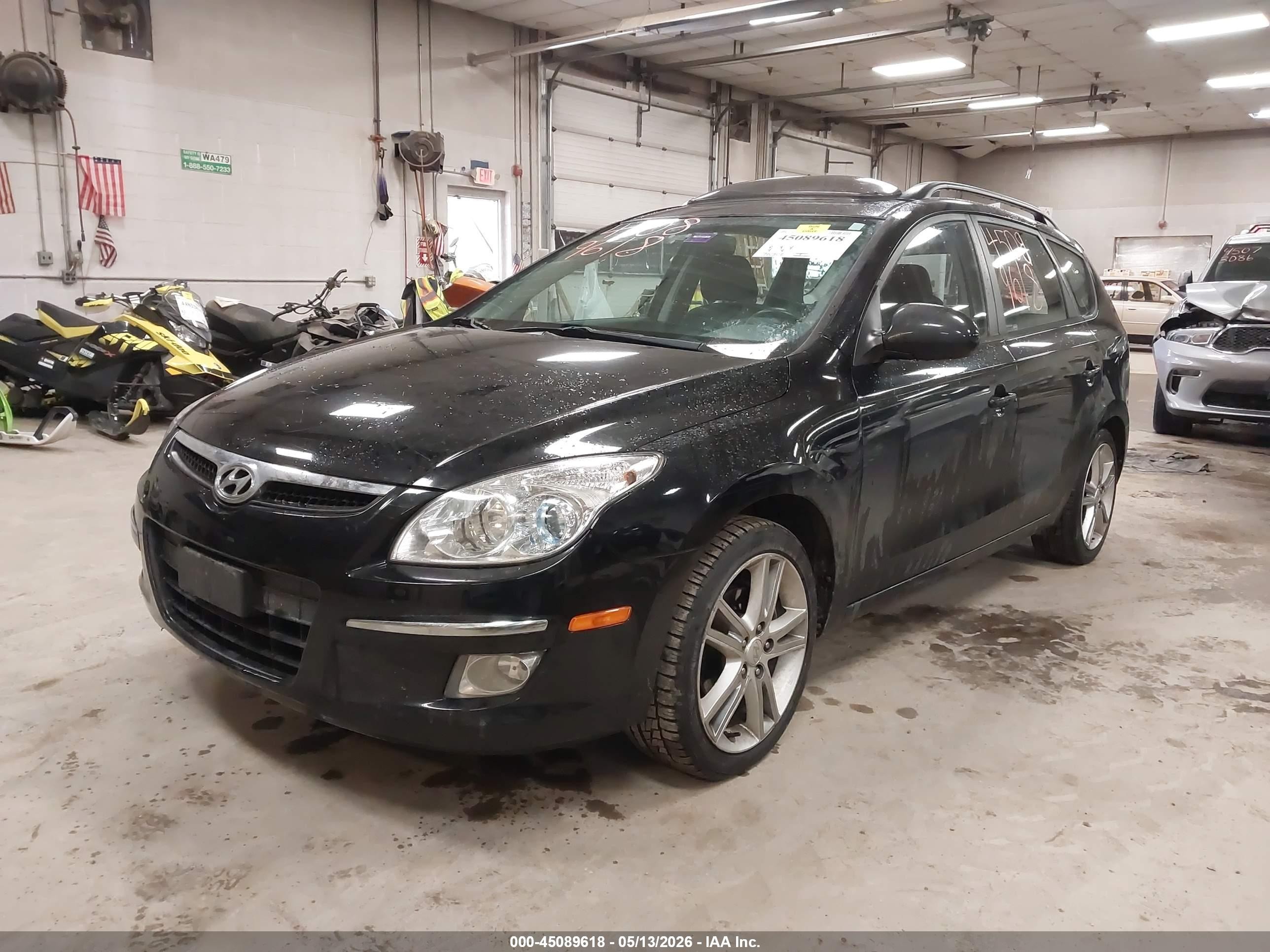 2010 Hyundai Elantra Touring Se Black vin: KMHDC8AE1AU075751
