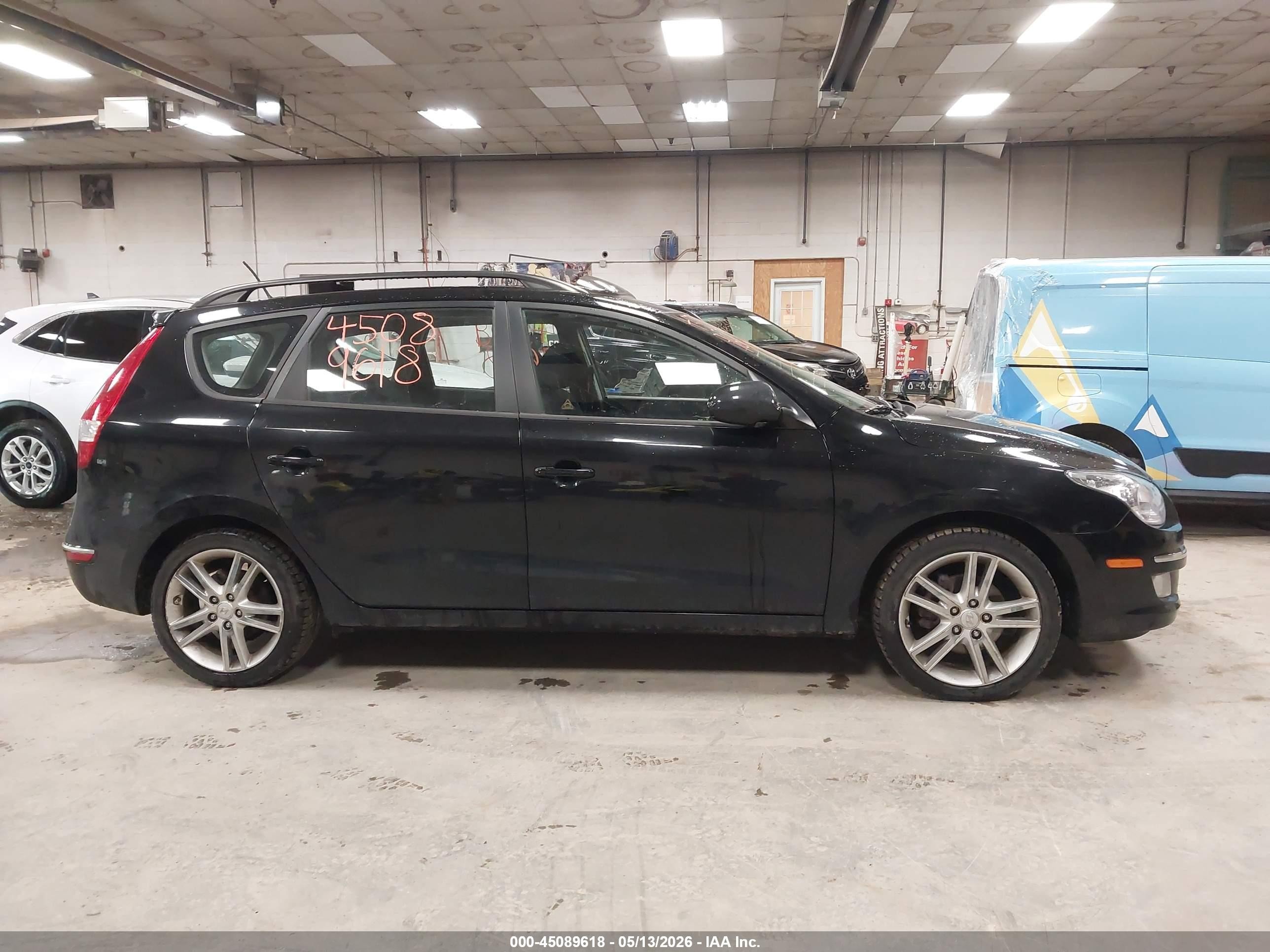 2010 Hyundai Elantra Touring Se Black vin: KMHDC8AE1AU075751