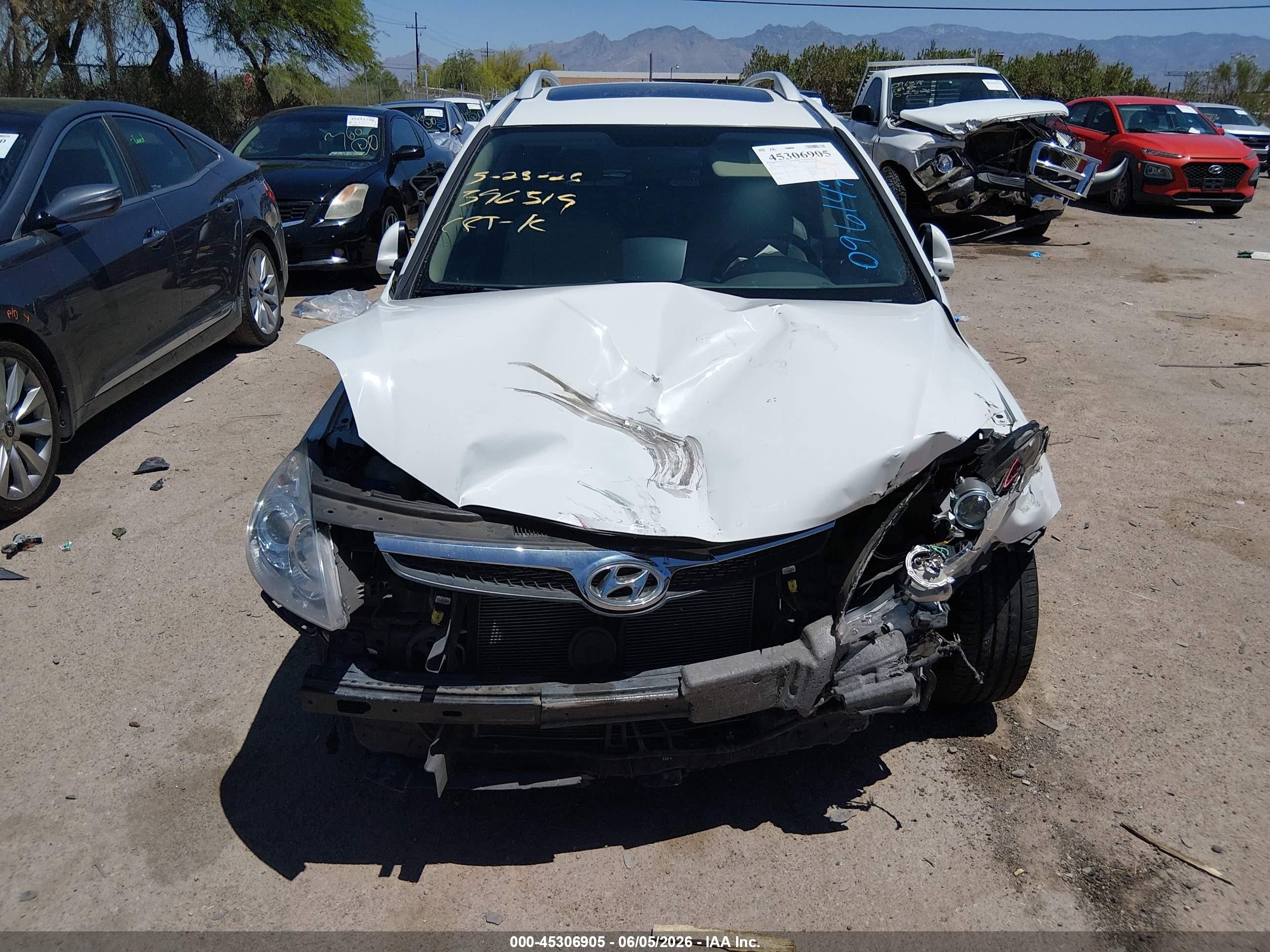 2011 Hyundai Elantra Touring Se White vin: KMHDC8AE1BU096147