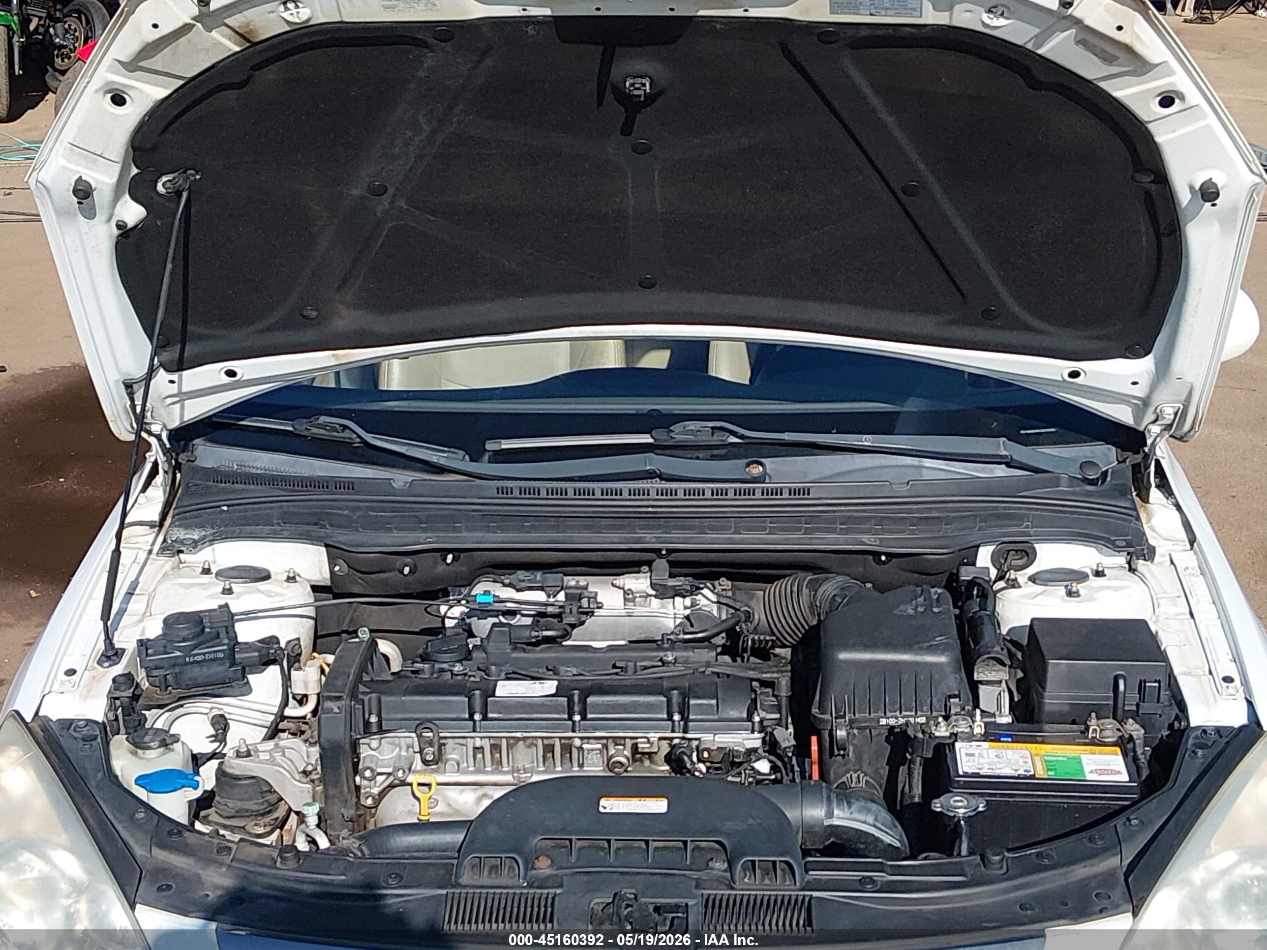 2011 Hyundai Elantra Touring Se Белый vin: KMHDC8AE1BU102254