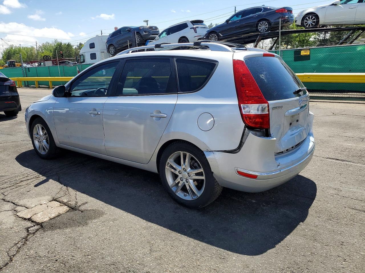 2012 Hyundai Elantra Touring Se Silver vin: KMHDC8AE1CU138222