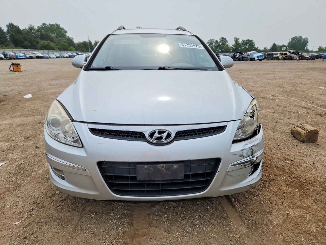2010 Hyundai Elantra Touring Se Silver vin: KMHDC8AE2AU053712
