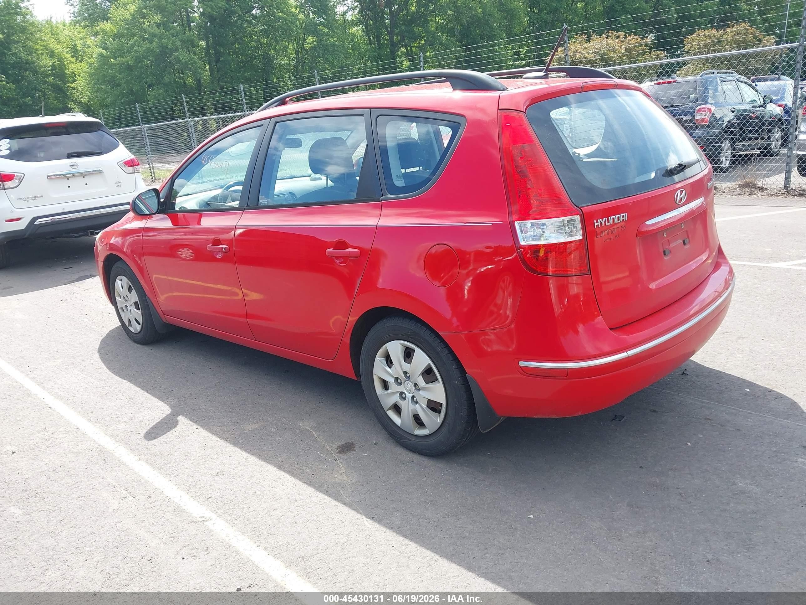2010 Hyundai Elantra Touring Gls Красный vin: KMHDC8AE3AU058062