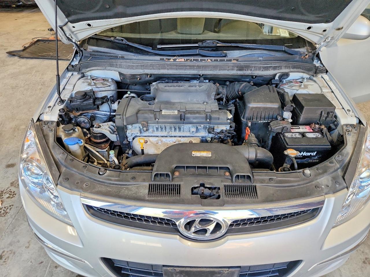 2010 Hyundai Elantra Touring Se Silver vin: KMHDC8AE3AU068851