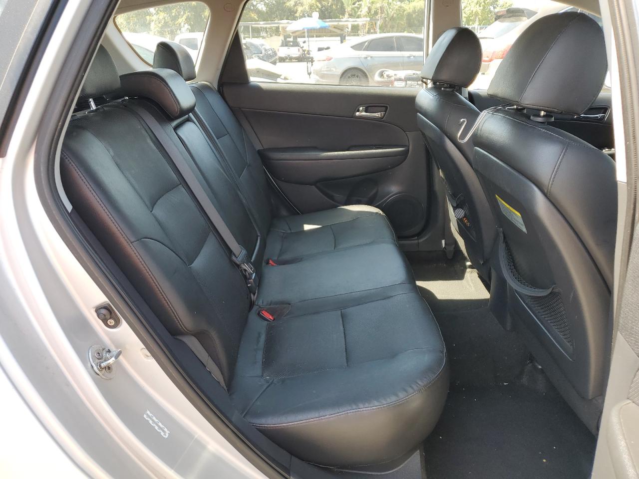 2011 Hyundai Elantra Touring Gls Серебряный vin: KMHDC8AE3BU088082