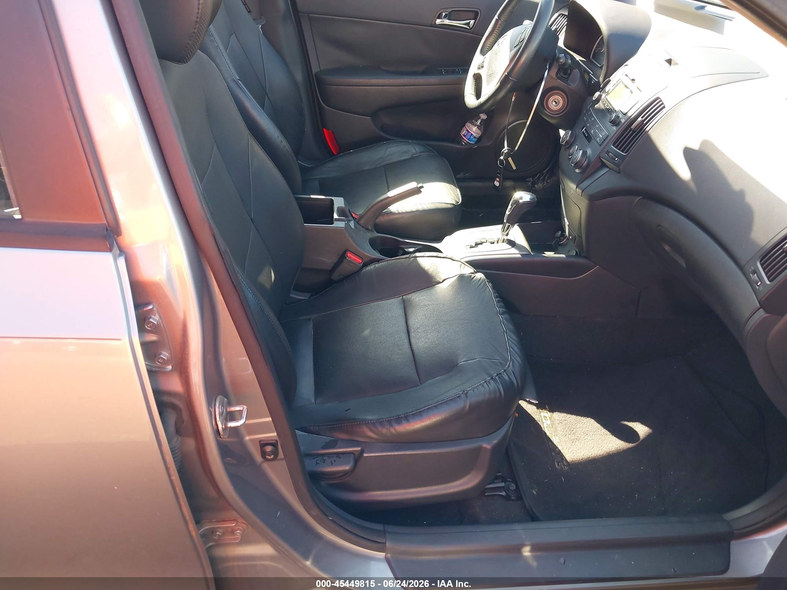 2011 Hyundai Elantra Touring Se Gray vin: KMHDC8AE3BU104944