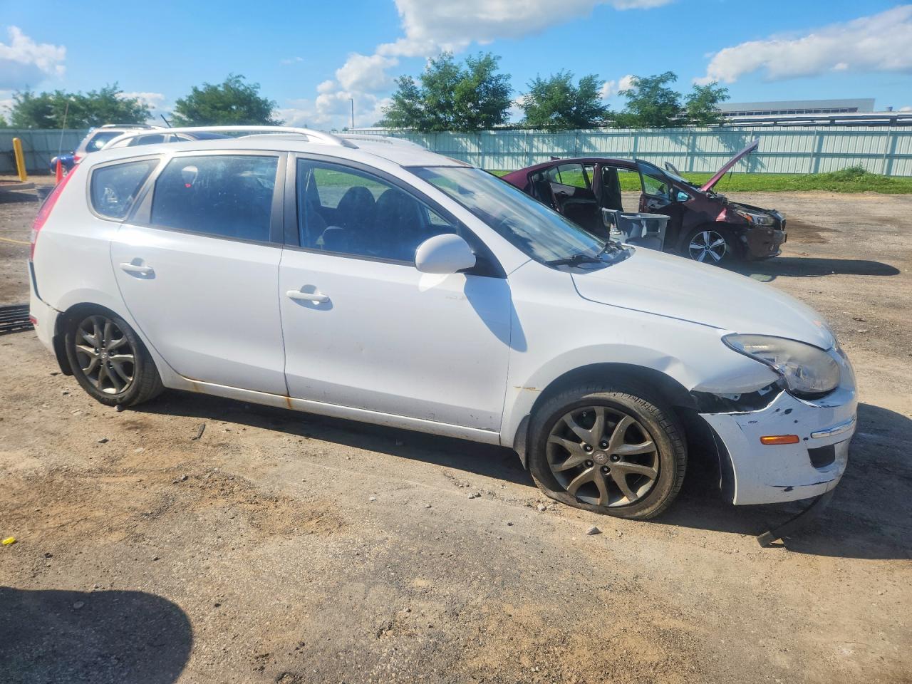 2012 Hyundai Elantra Touring Gls White vin: KMHDC8AE3CU130672