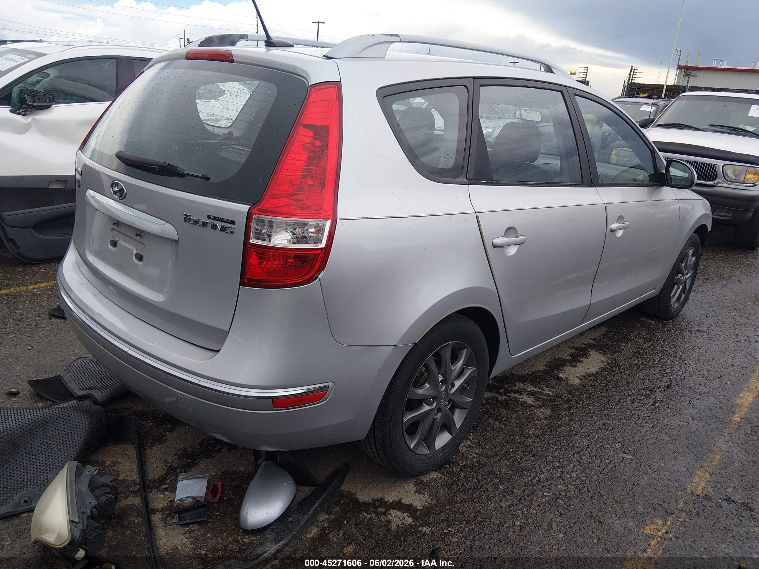 2012 Hyundai Elantra Touring Gls White vin: KMHDC8AE3CU154650