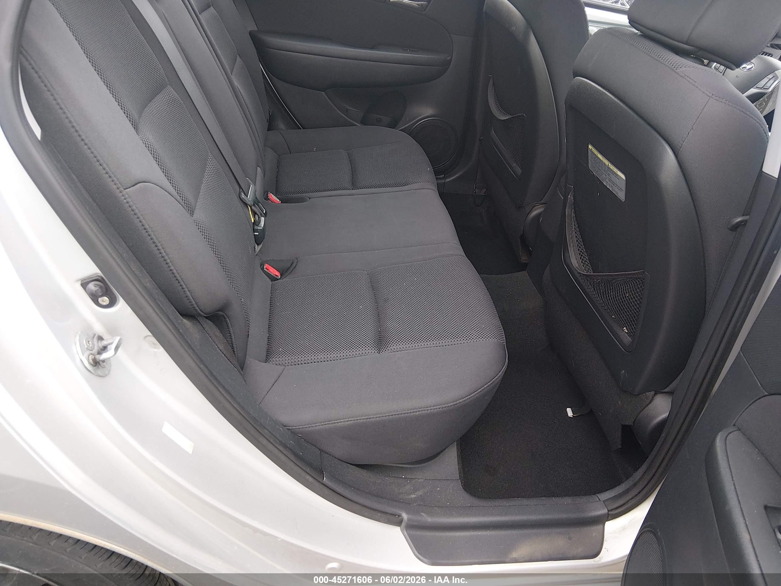 2012 Hyundai Elantra Touring Gls White vin: KMHDC8AE3CU154650