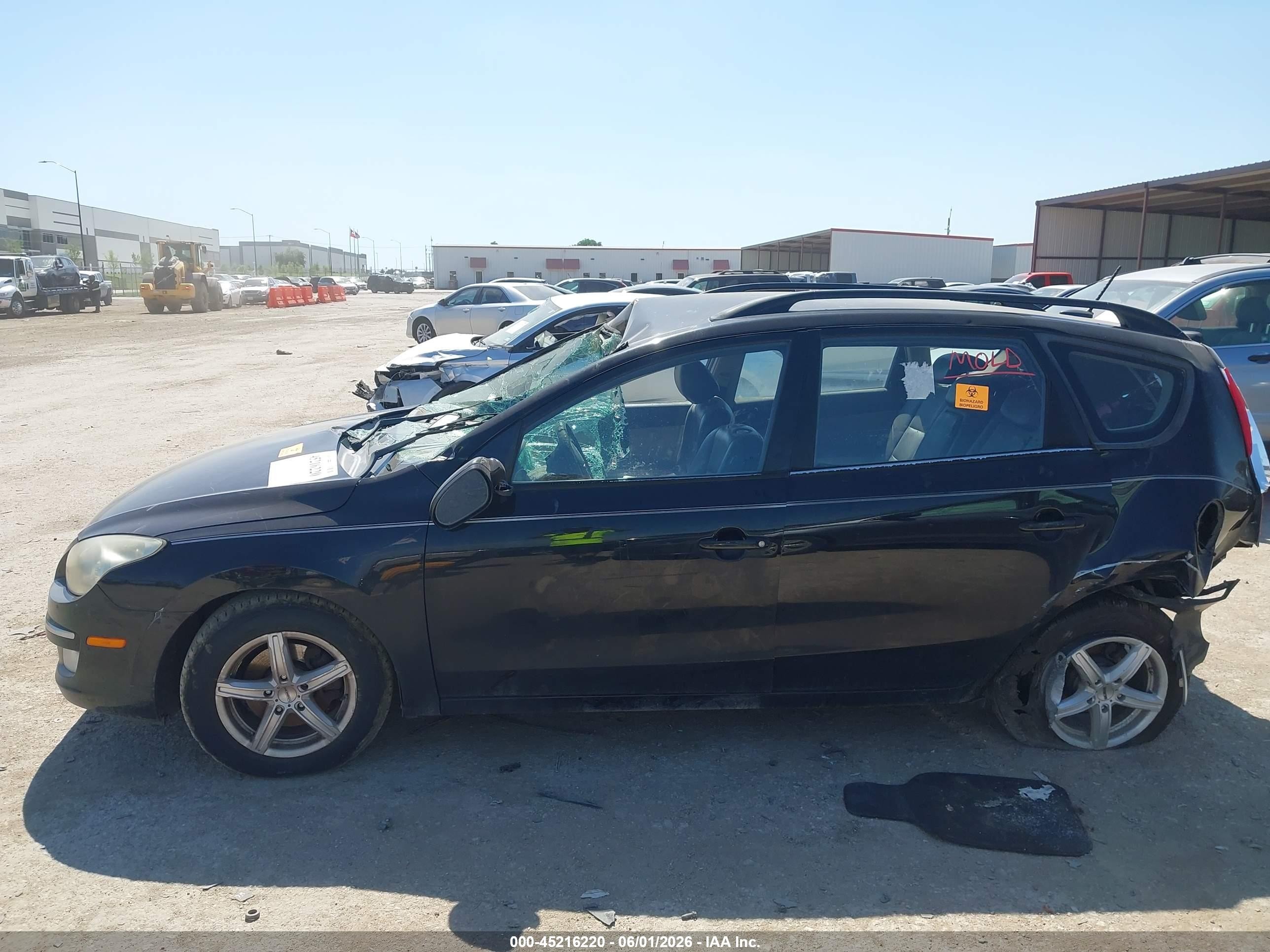 2010 Hyundai Elantra Touring Gls Black vin: KMHDC8AE4AU075209