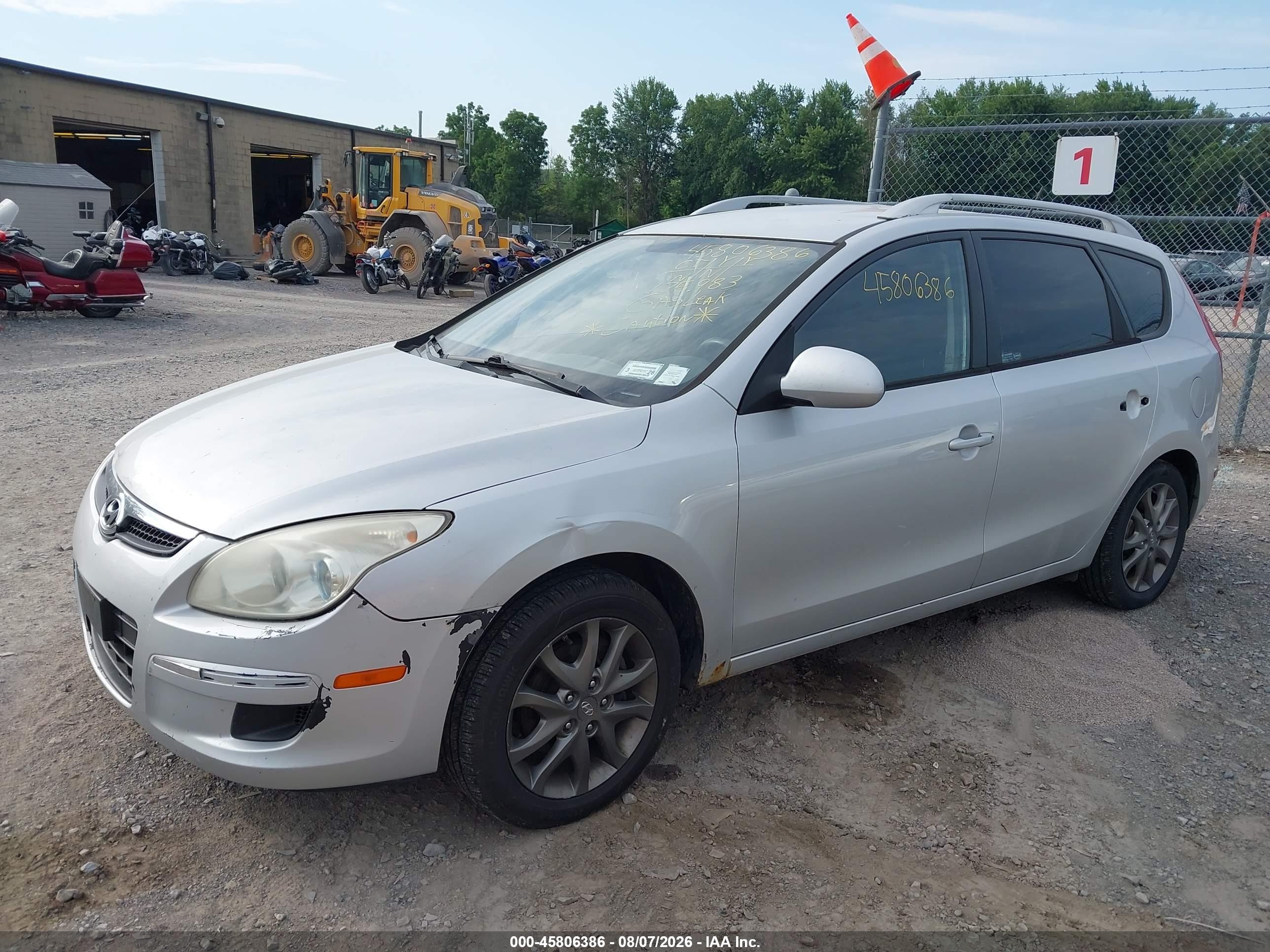 2012 Hyundai Elantra Touring Gls Silver vin: KMHDC8AE4CU154625