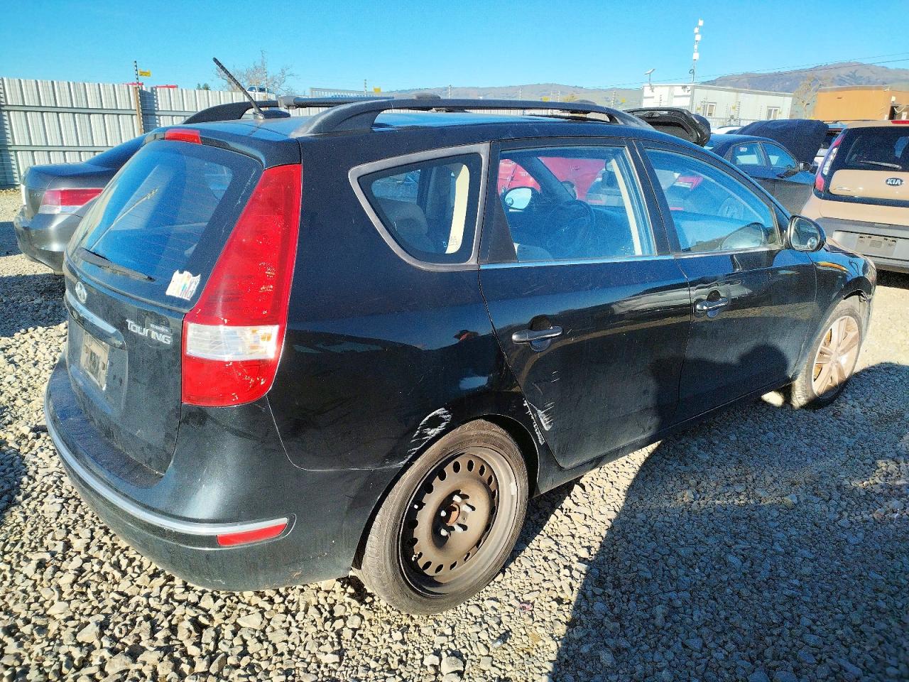 2010 Hyundai Elantra Touring Gls Black vin: KMHDC8AE5AU052473