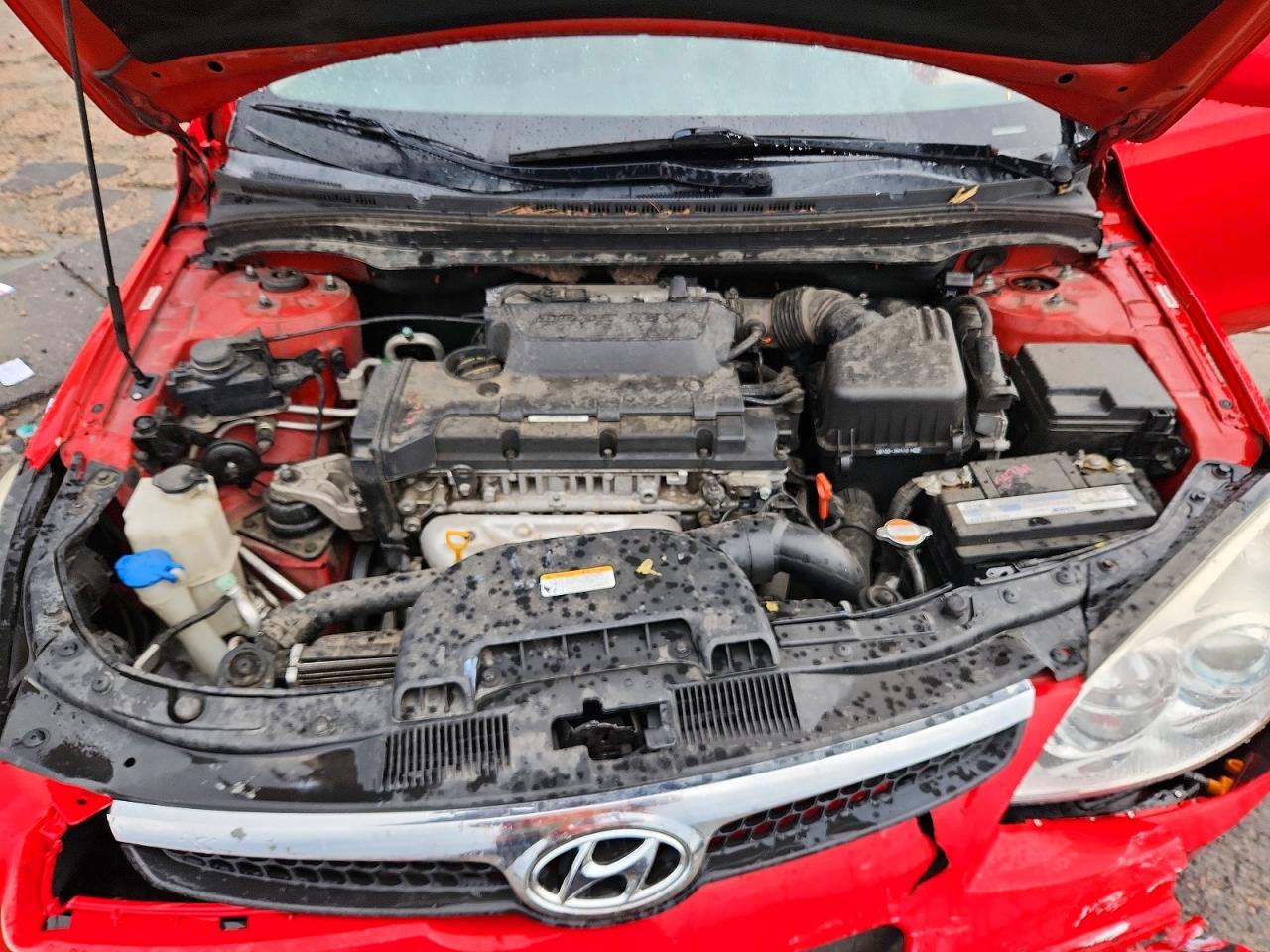 2010 Hyundai Elantra Touring Se Красный vin: KMHDC8AE5AU064896