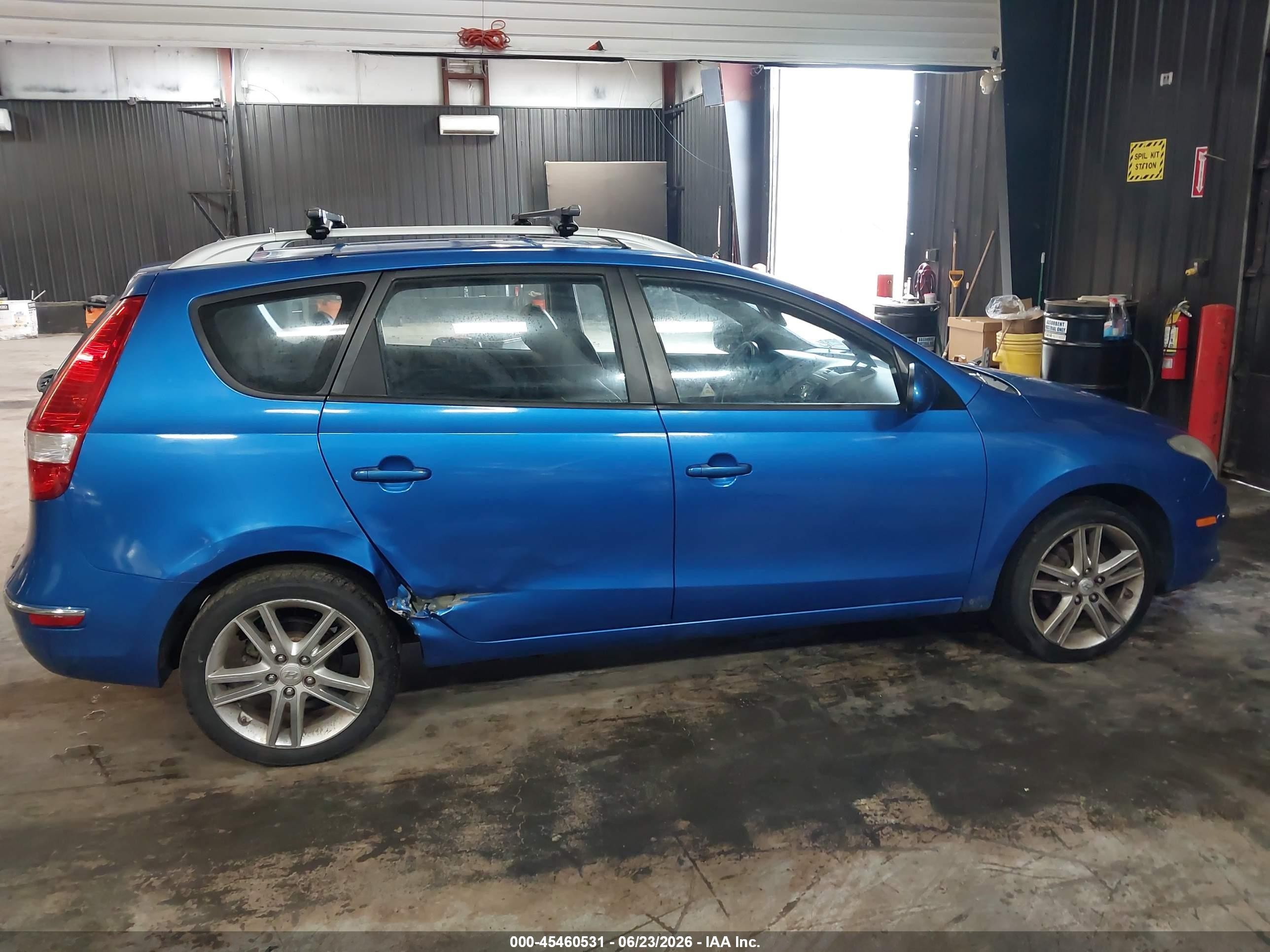 2011 Hyundai Elantra Touring Se Blue vin: KMHDC8AE5BU097219