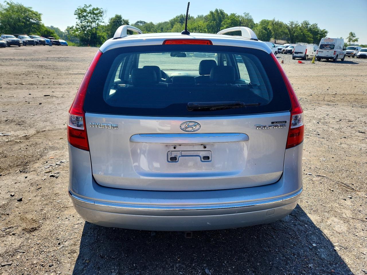 2011 Hyundai Elantra Touring Se Silver vin: KMHDC8AE5BU099617