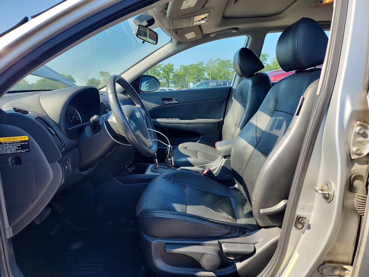 2011 Hyundai Elantra Touring Se Silver vin: KMHDC8AE5BU099617