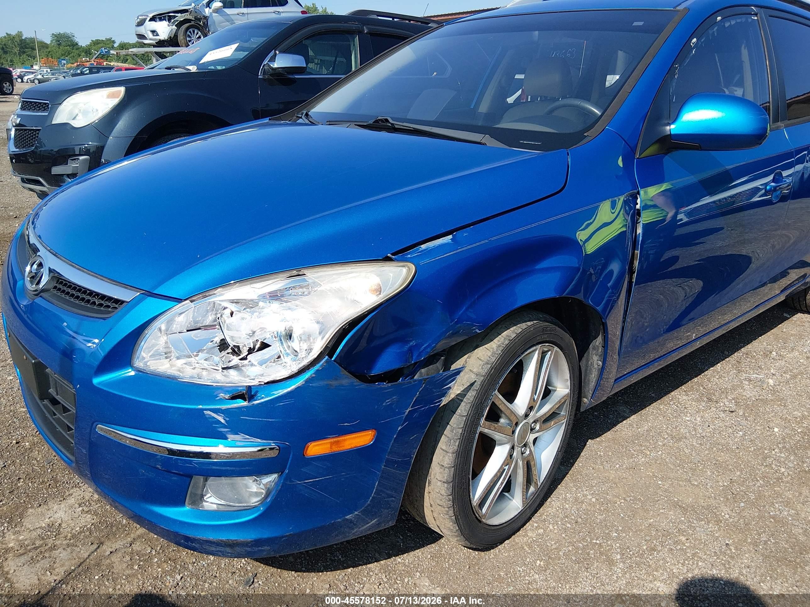 2011 Hyundai Elantra Touring Se Blue vin: KMHDC8AE5BU106422