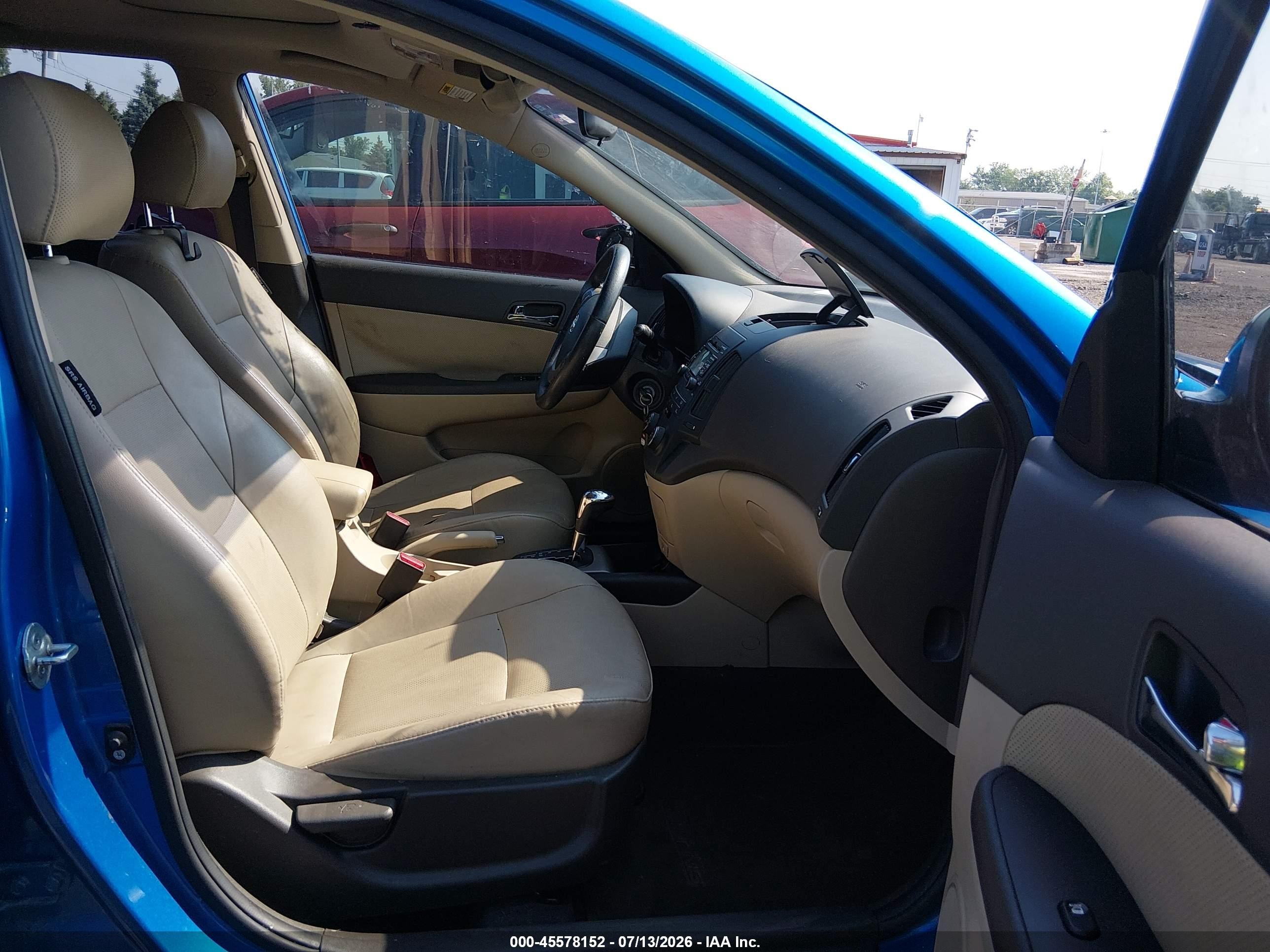 2011 Hyundai Elantra Touring Se Blue vin: KMHDC8AE5BU106422