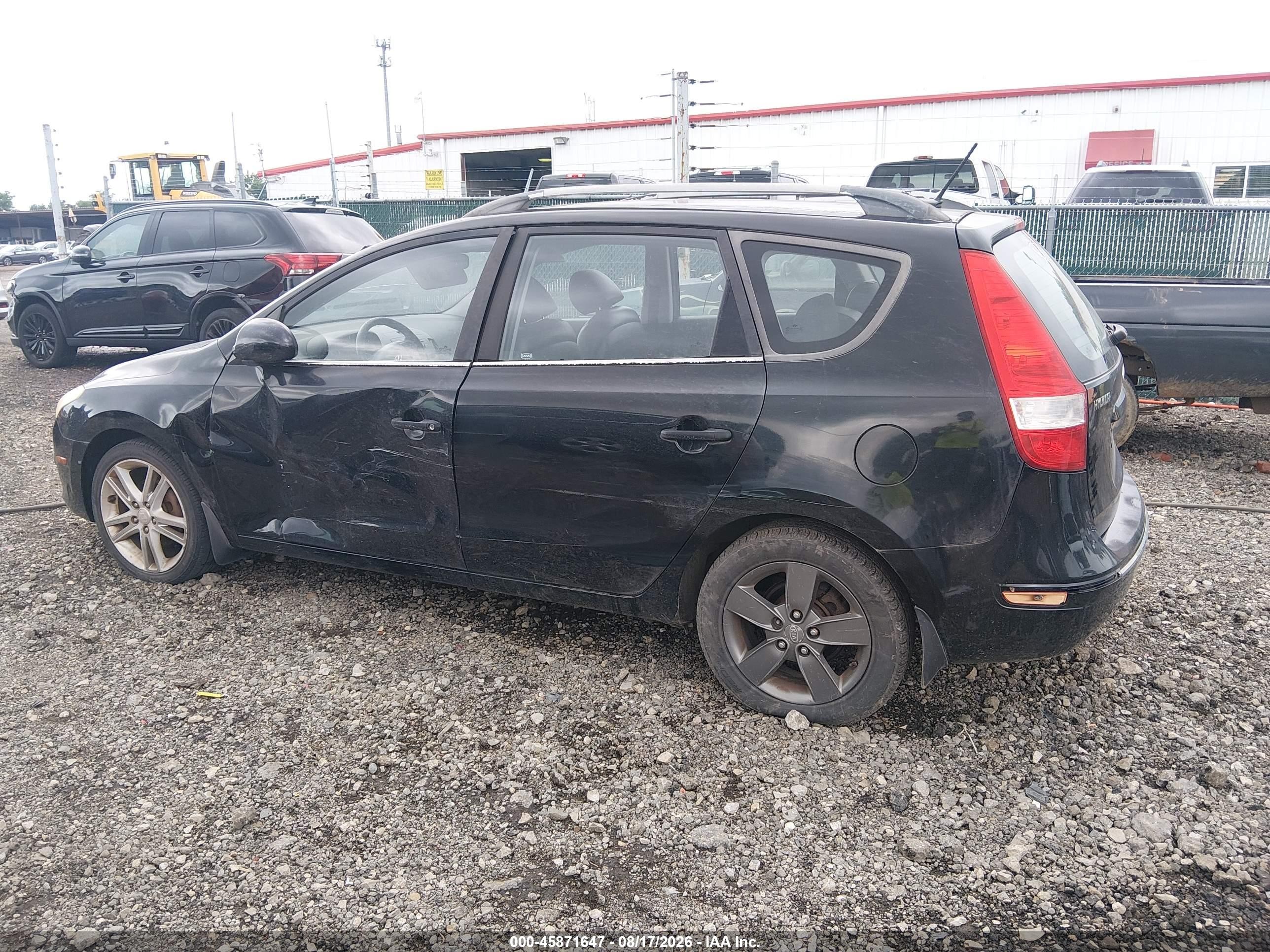 2011 Hyundai Elantra Touring Se Black vin: KMHDC8AE5BU110793